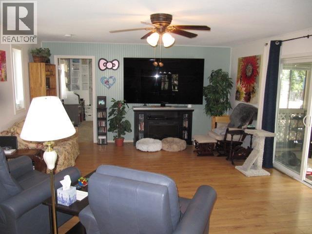 5031 Easzee Drive Property Photo 12