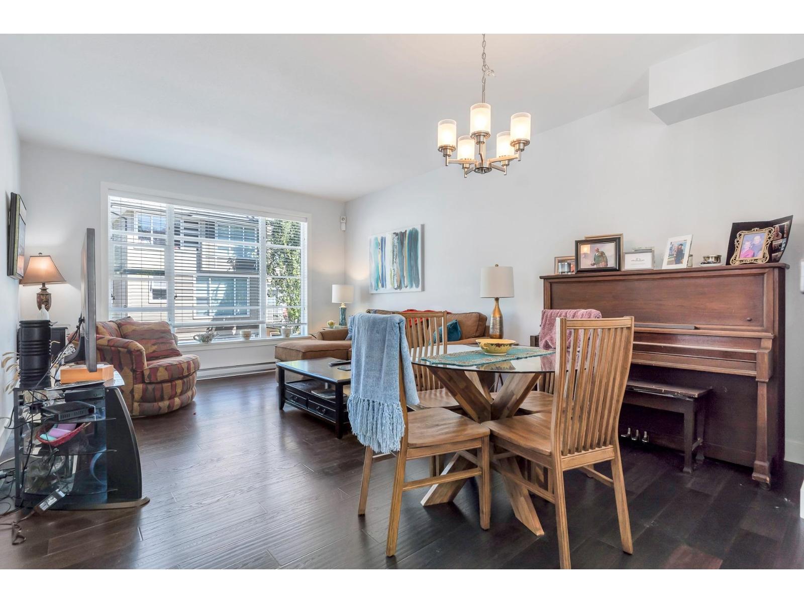 22 15405 31 Avenue Property Photo 7