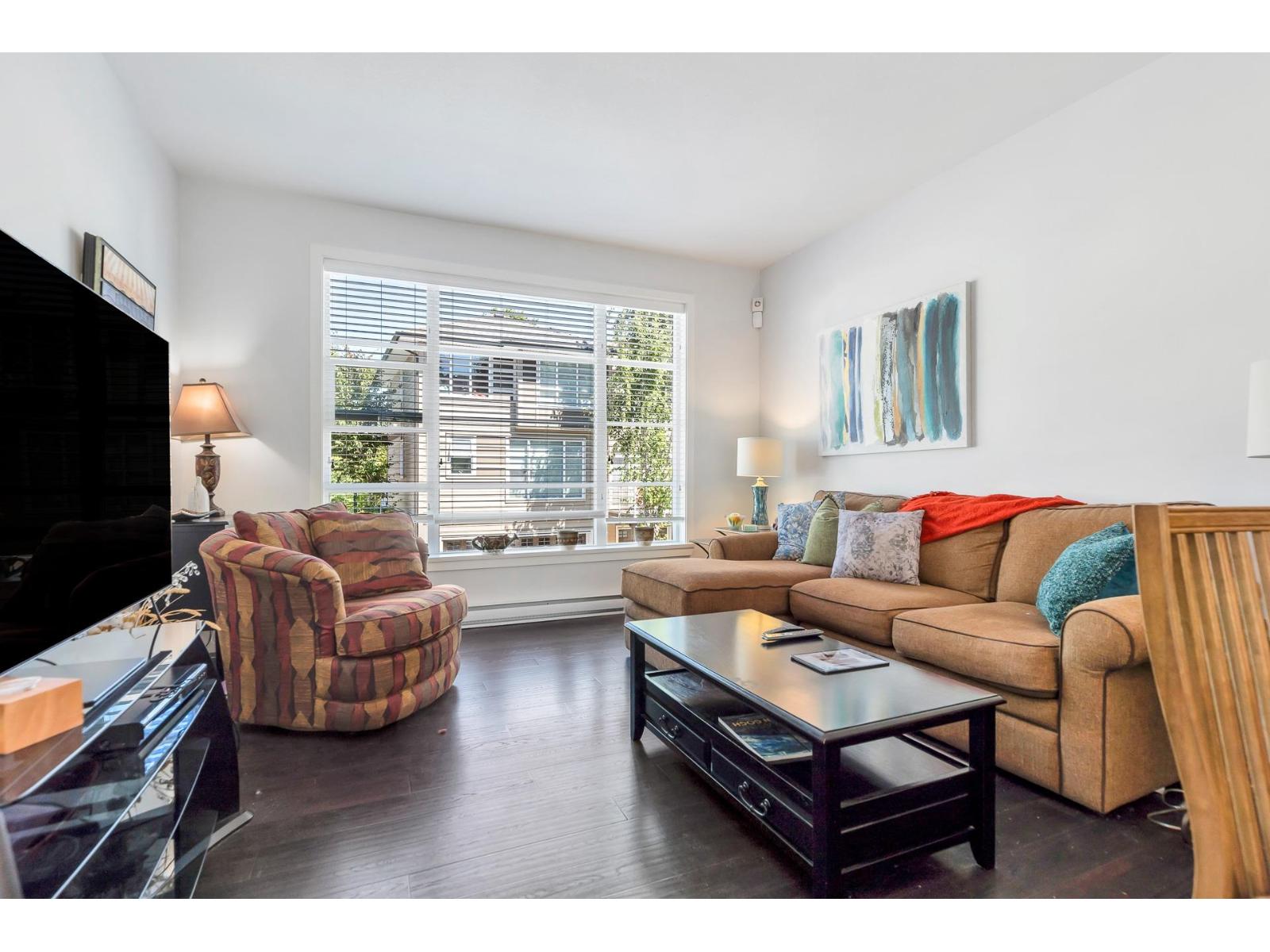22 15405 31 Avenue Property Photo 9