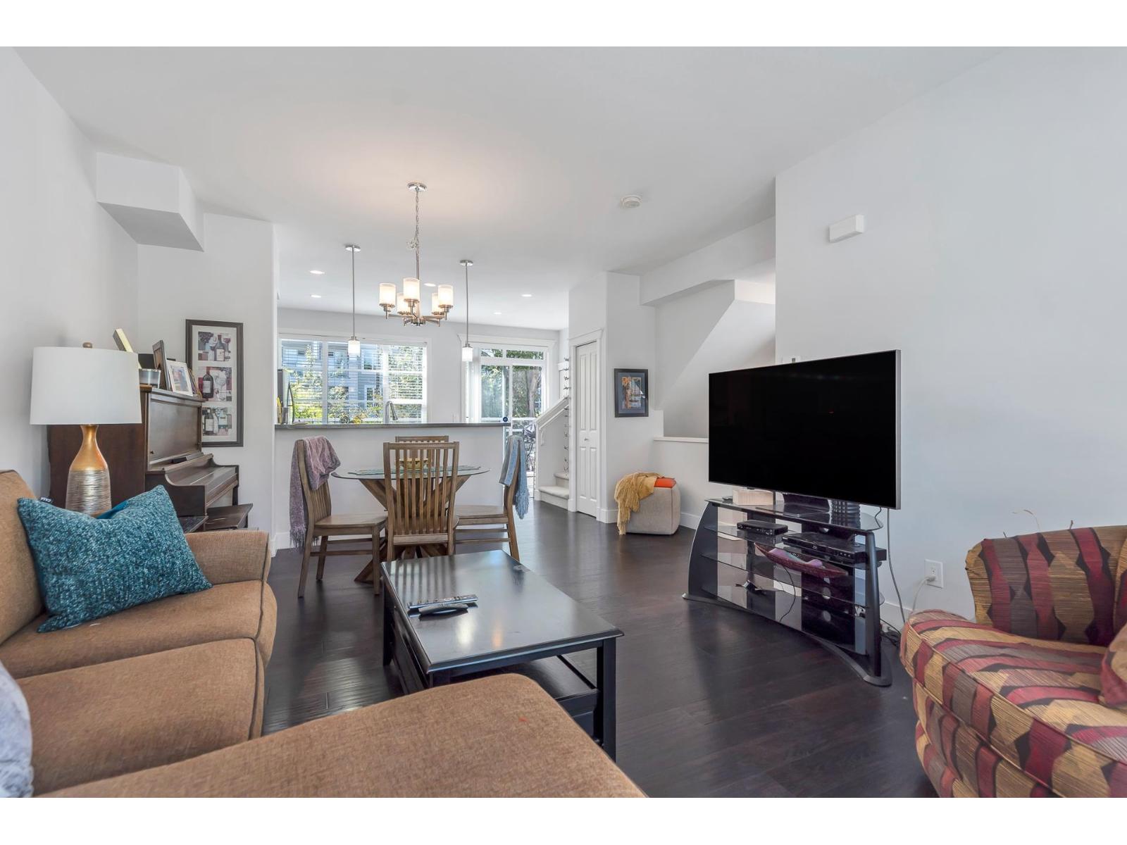 22 15405 31 Avenue Property Photo 11