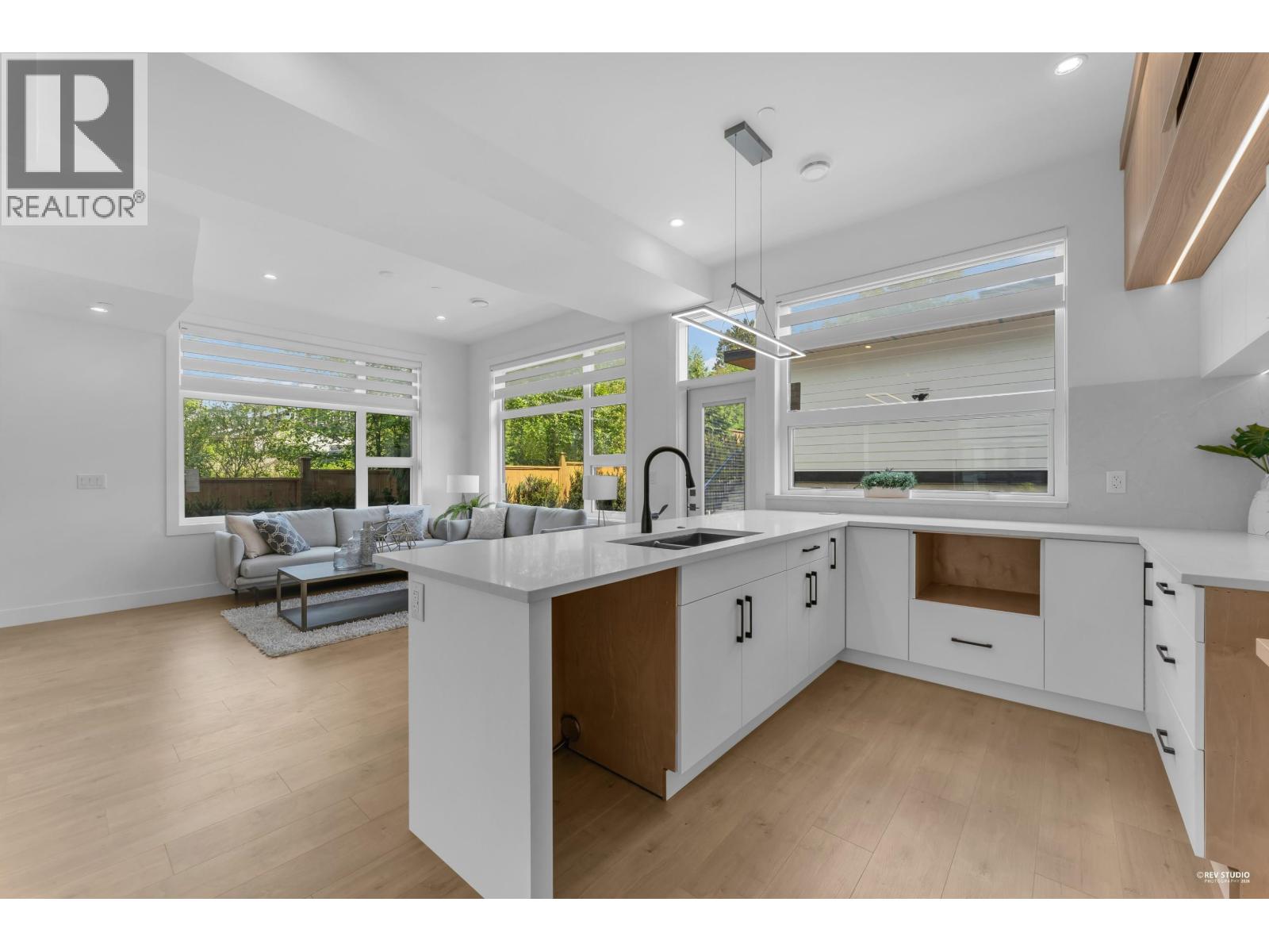 13642 232 Street Property Photo 9
