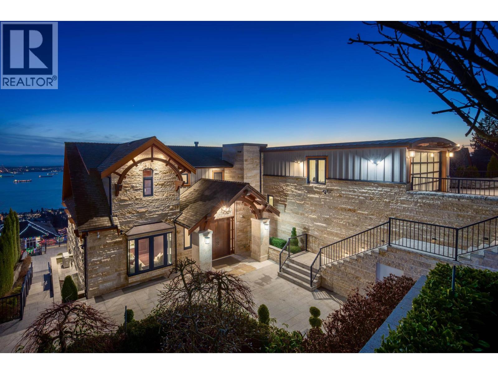 2426 Halston Court Property Photo 3