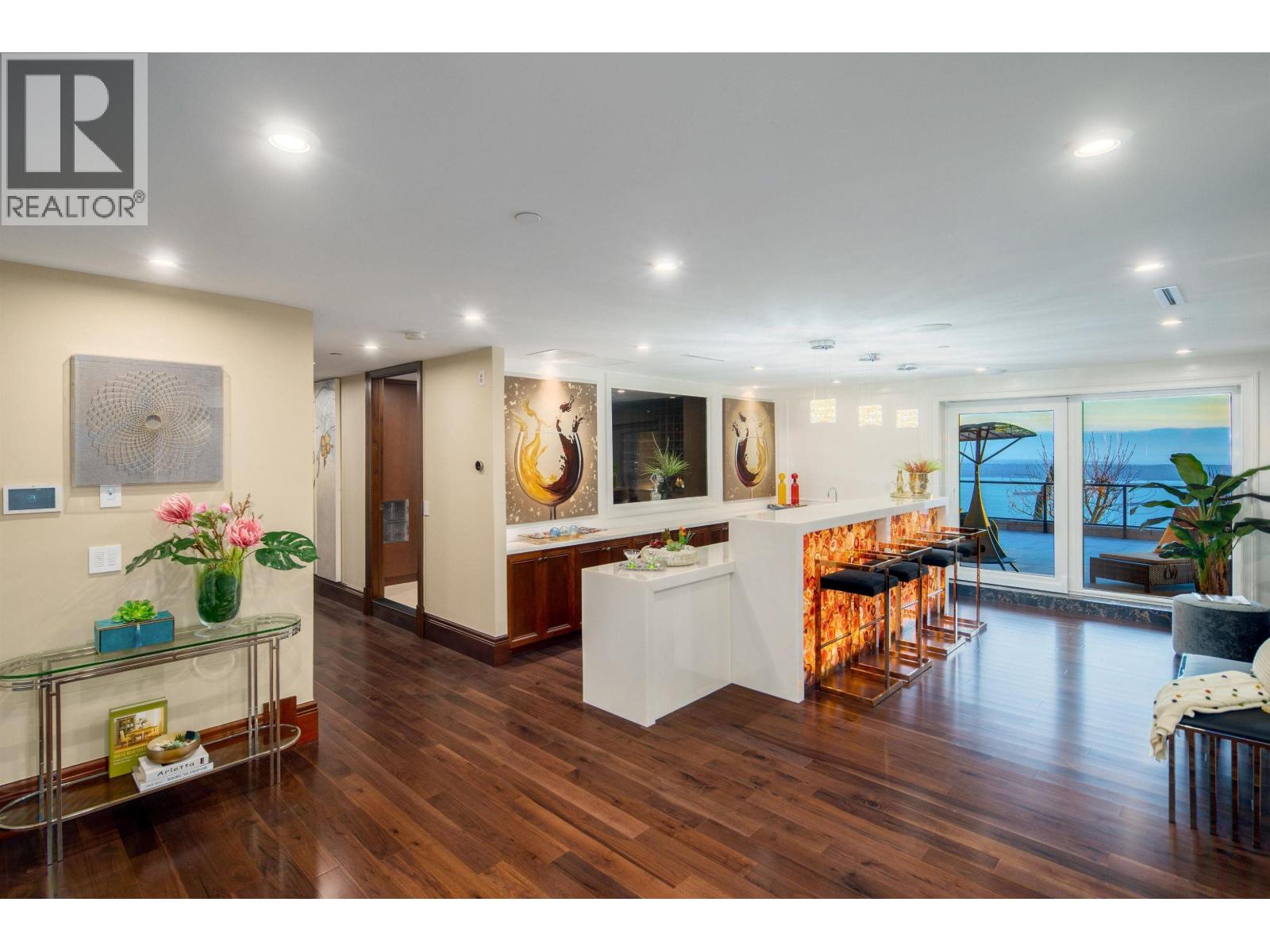 2426 Halston Court Property Photo 18