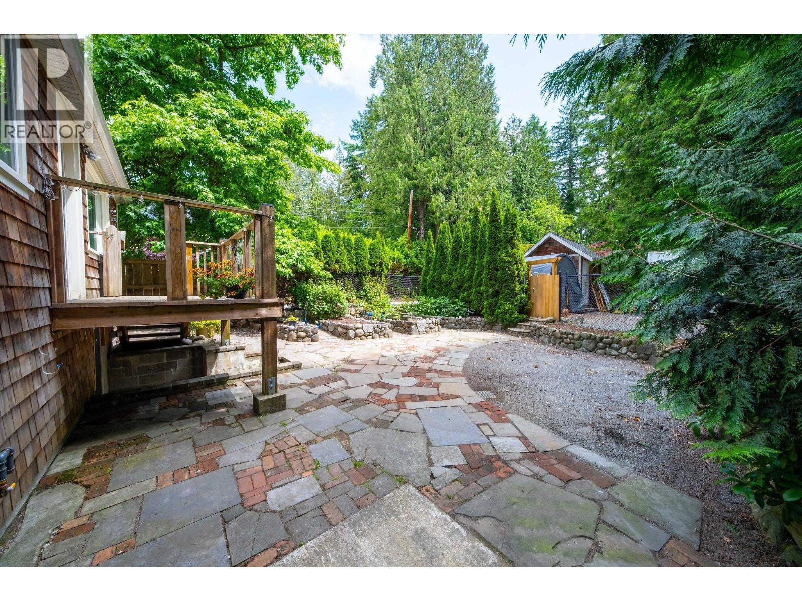 1075 Gladwin Drive Property Photo 30