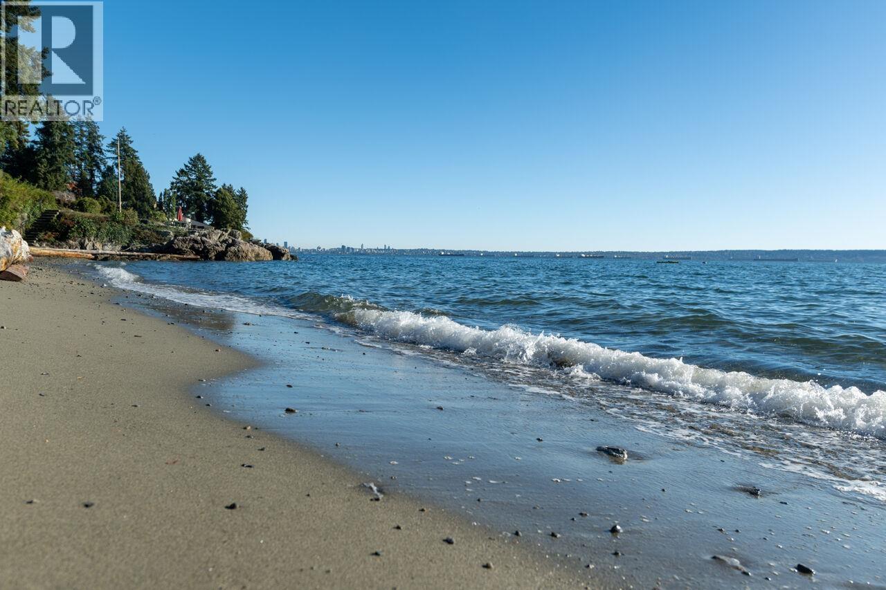 3248 Marine Drive Property Photo 5
