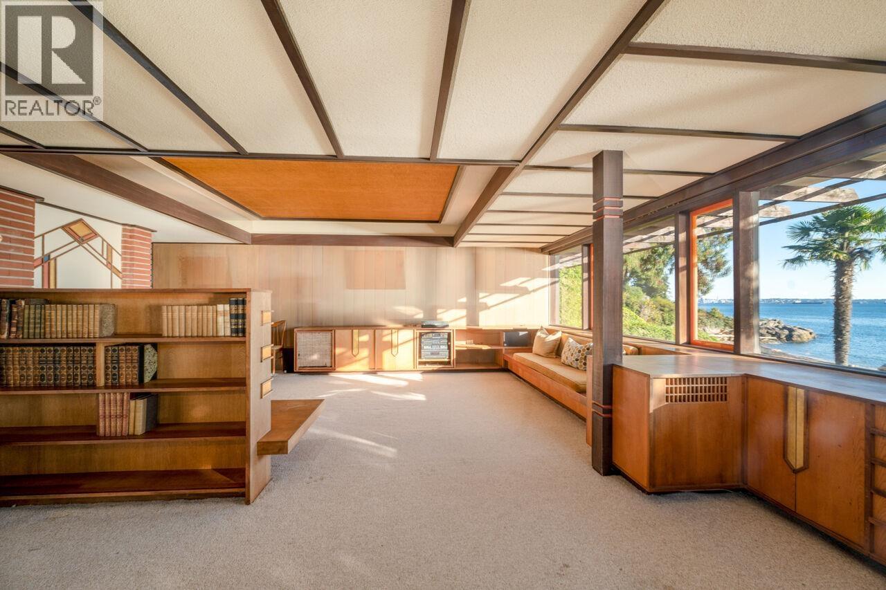 3248 Marine Drive Property Photo 16