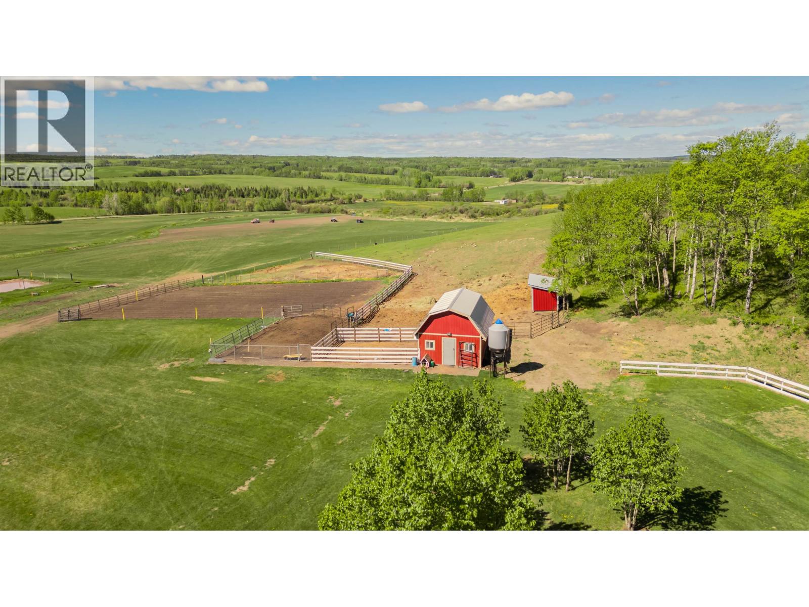 13828 256 Road Property Photo 2