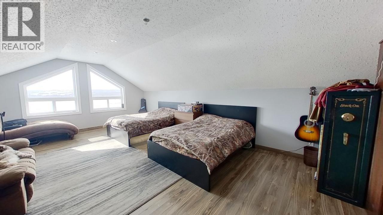13828 256 Road Property Photo 35