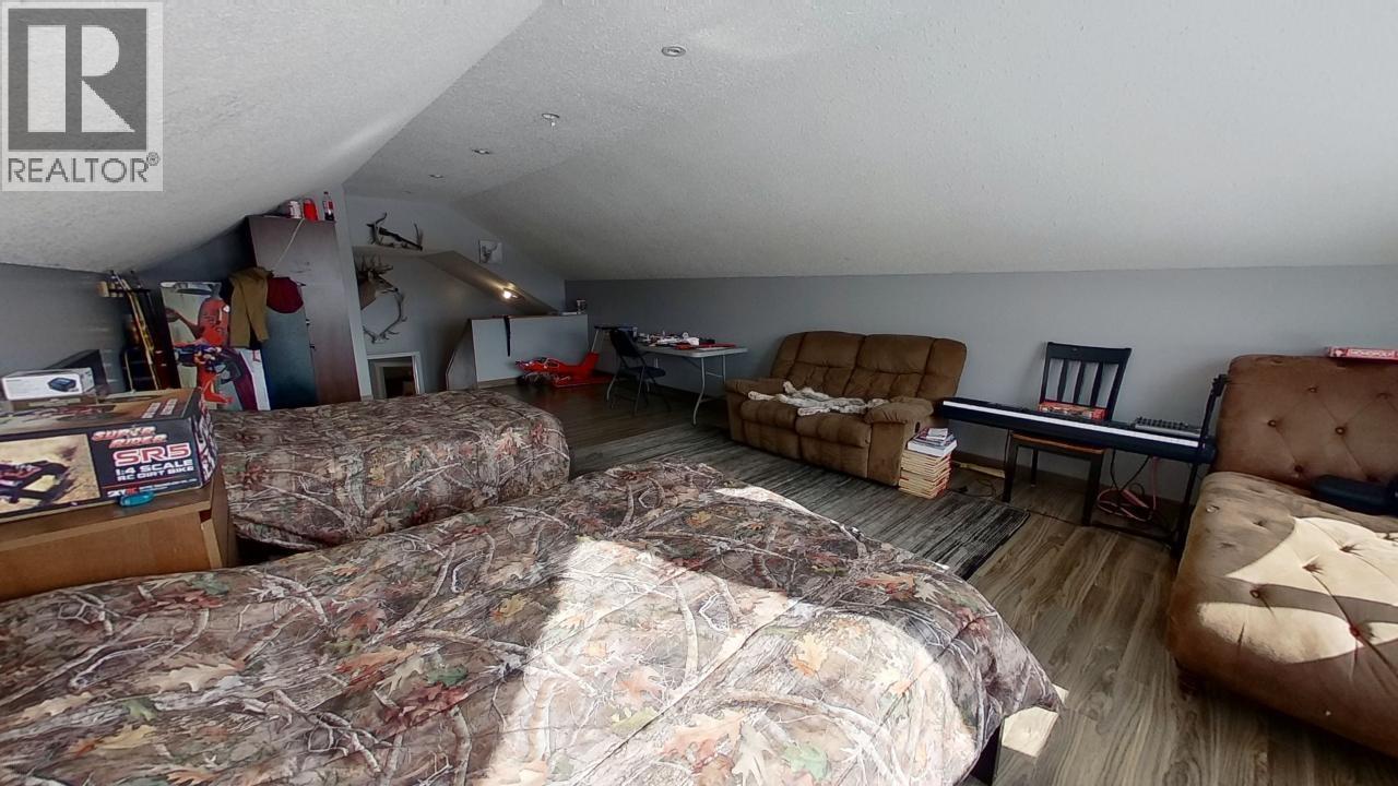 13828 256 Road Property Photo 36
