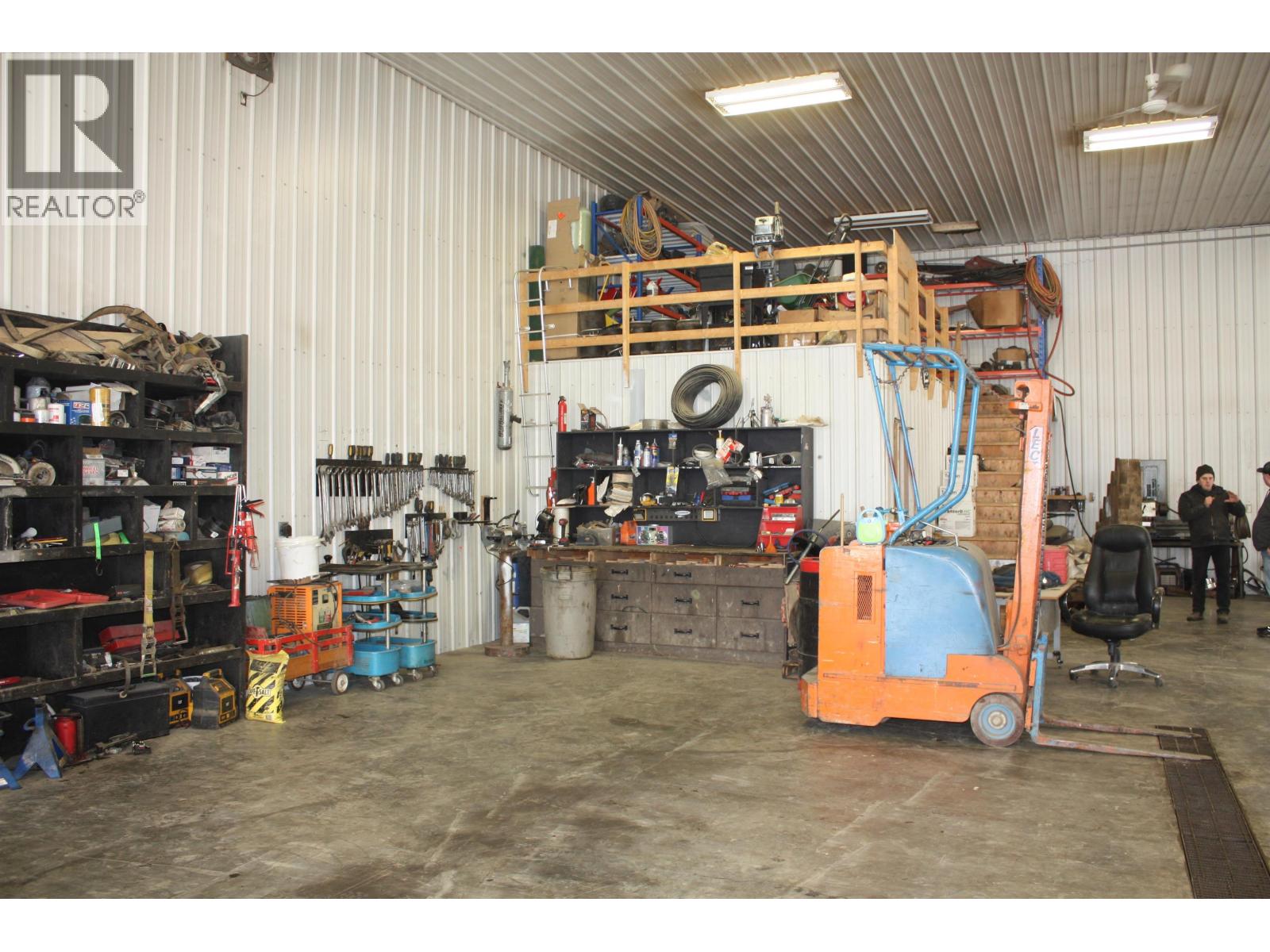 13828 256 Road Property Photo 39