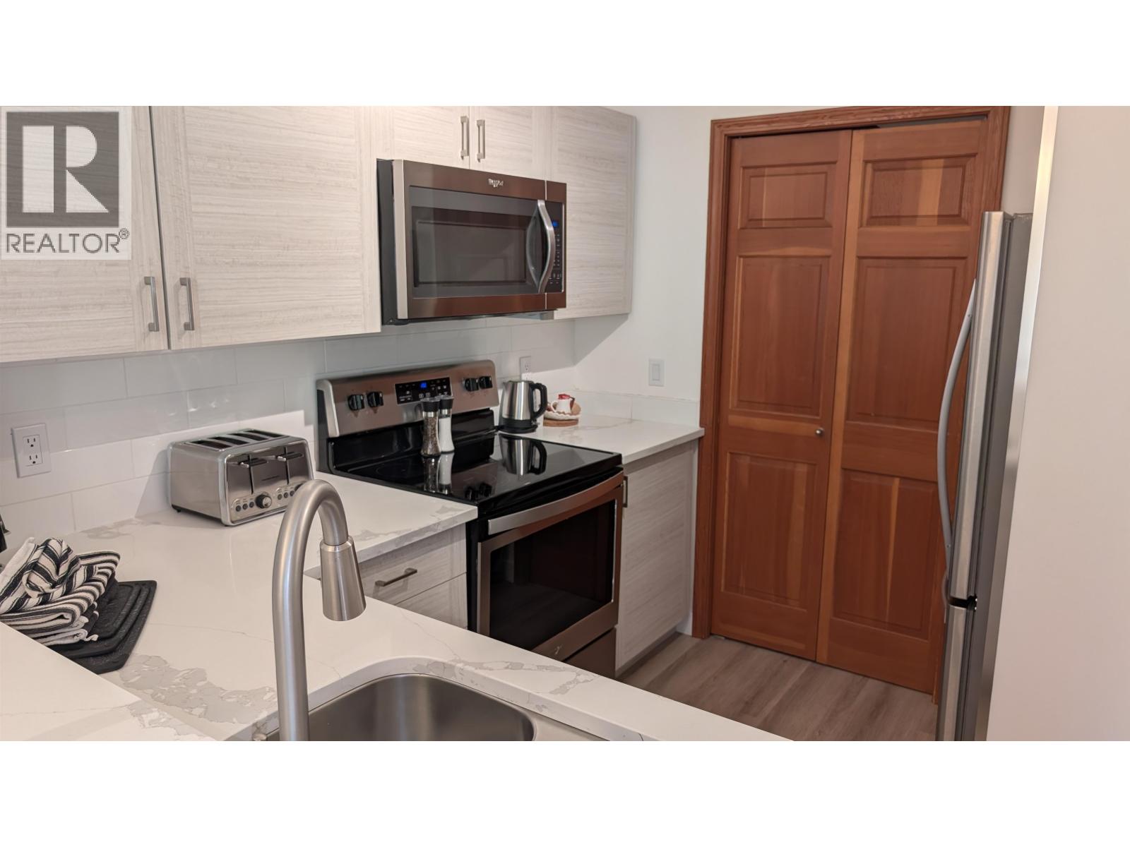 96 4355 Northlands Boulevard Property Photo 7