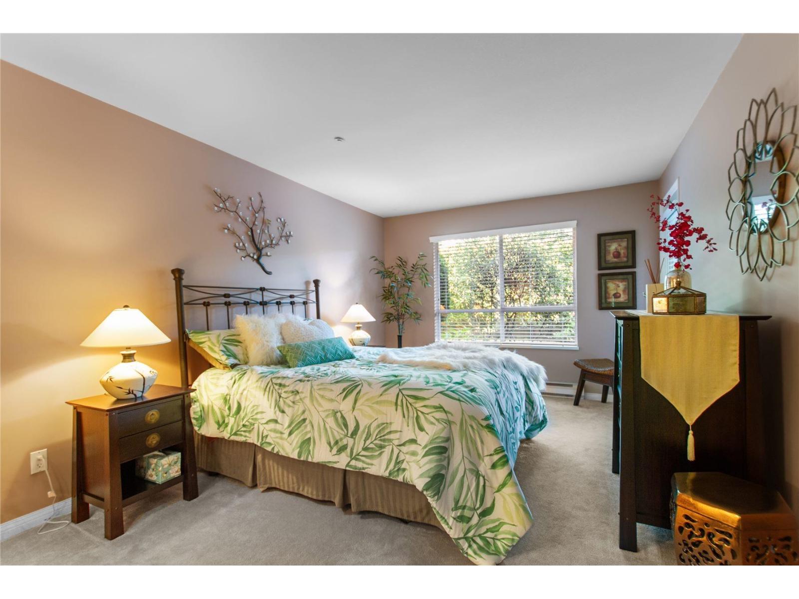 103 15375 17 Avenue Property Photo 12