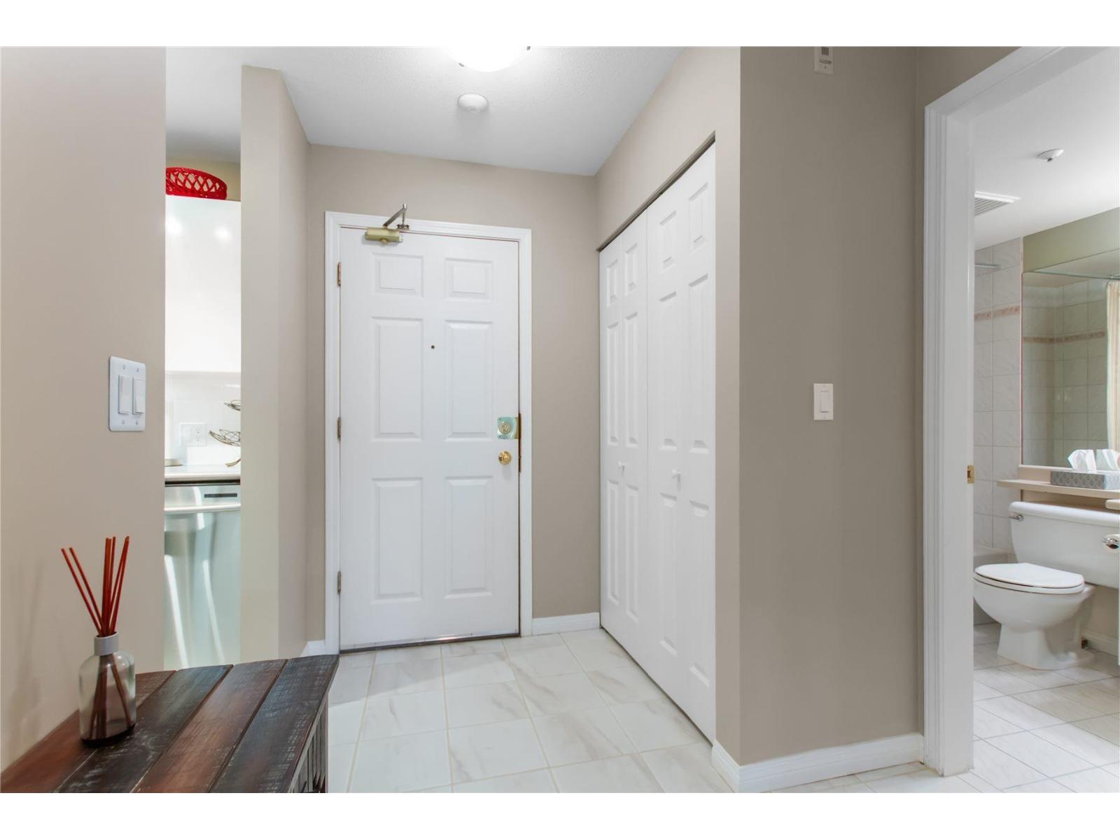 103 15375 17 Avenue Property Photo 19