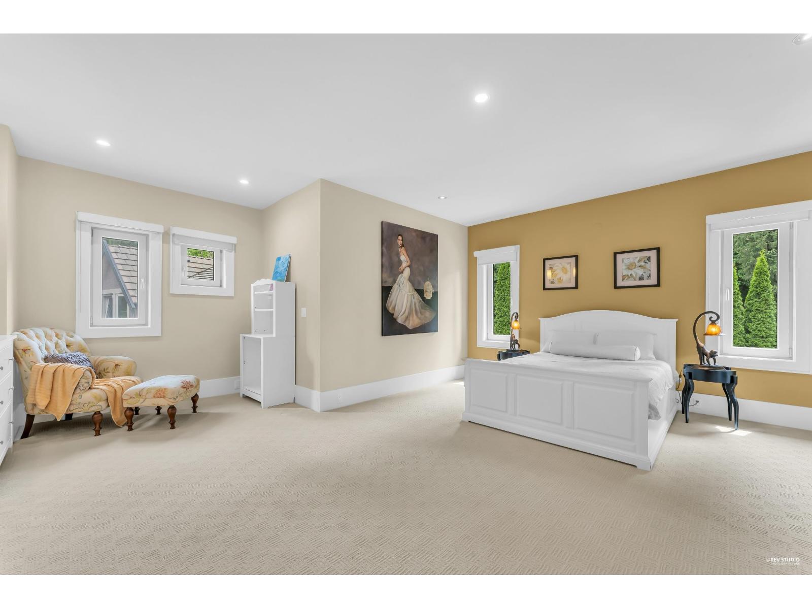 3575 140 Street Property Photo 24