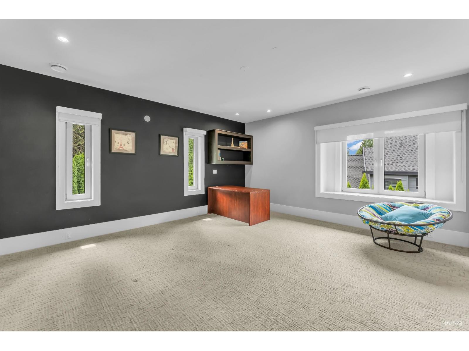 3575 140 Street Property Photo 30