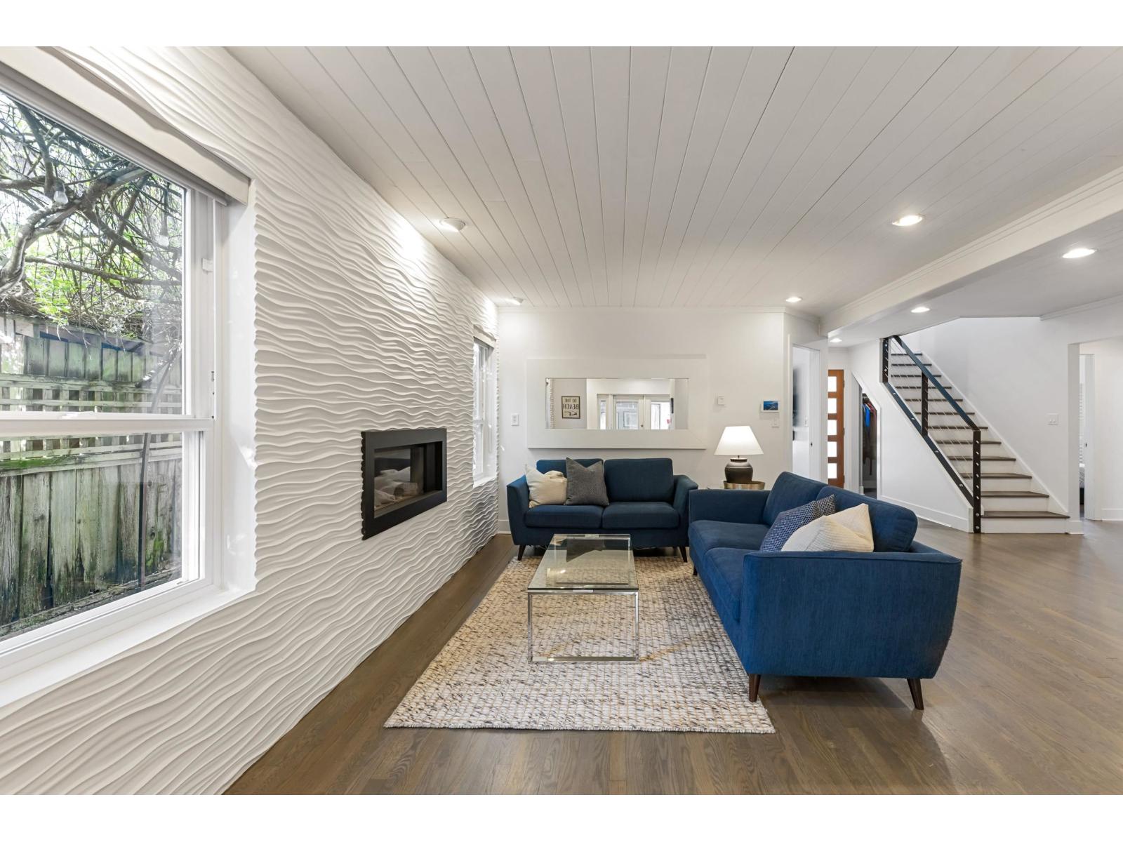 12272 Agar Street Property Photo 4