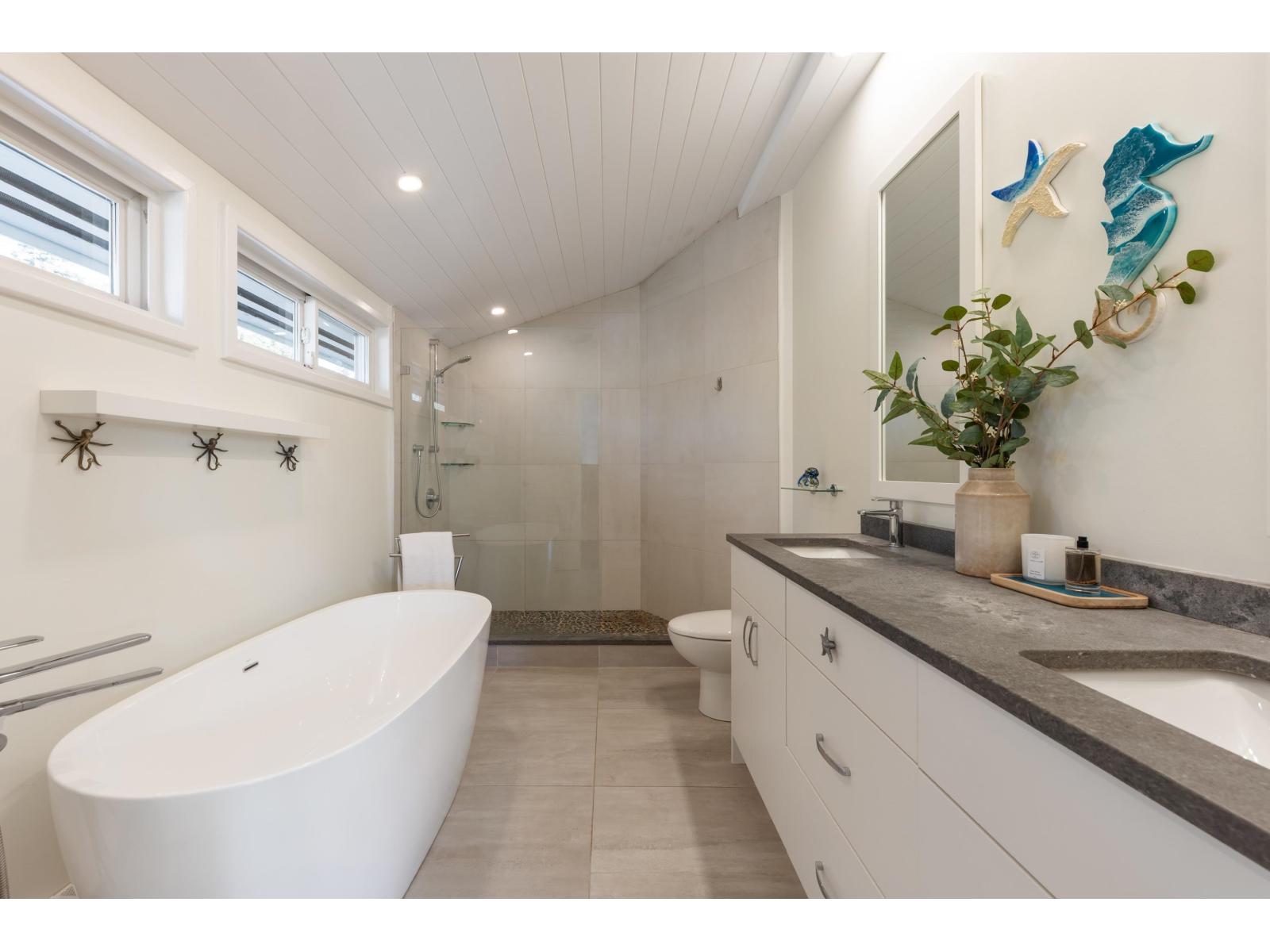 12272 Agar Street Property Photo 11