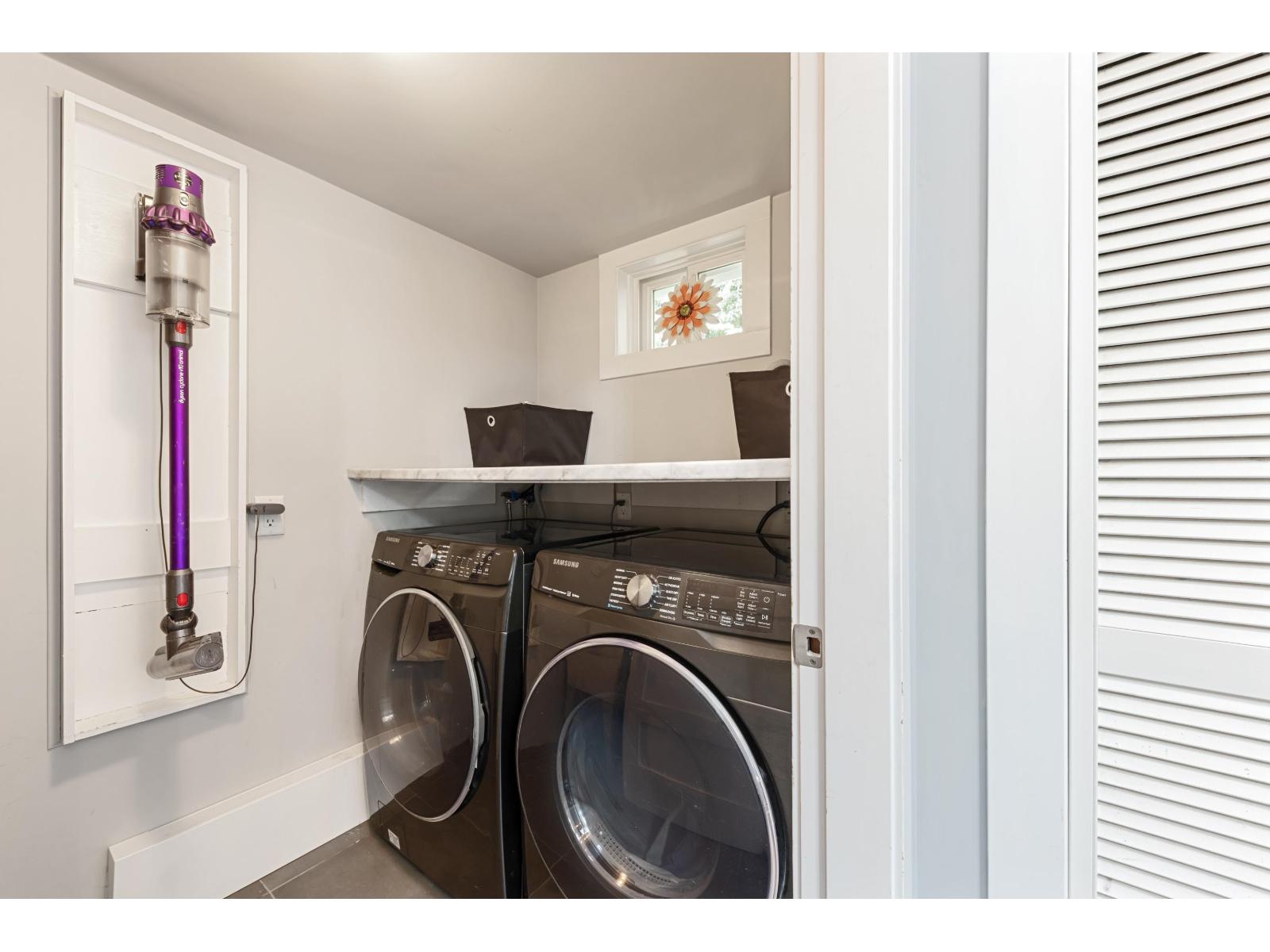 12272 Agar Street Property Photo 16