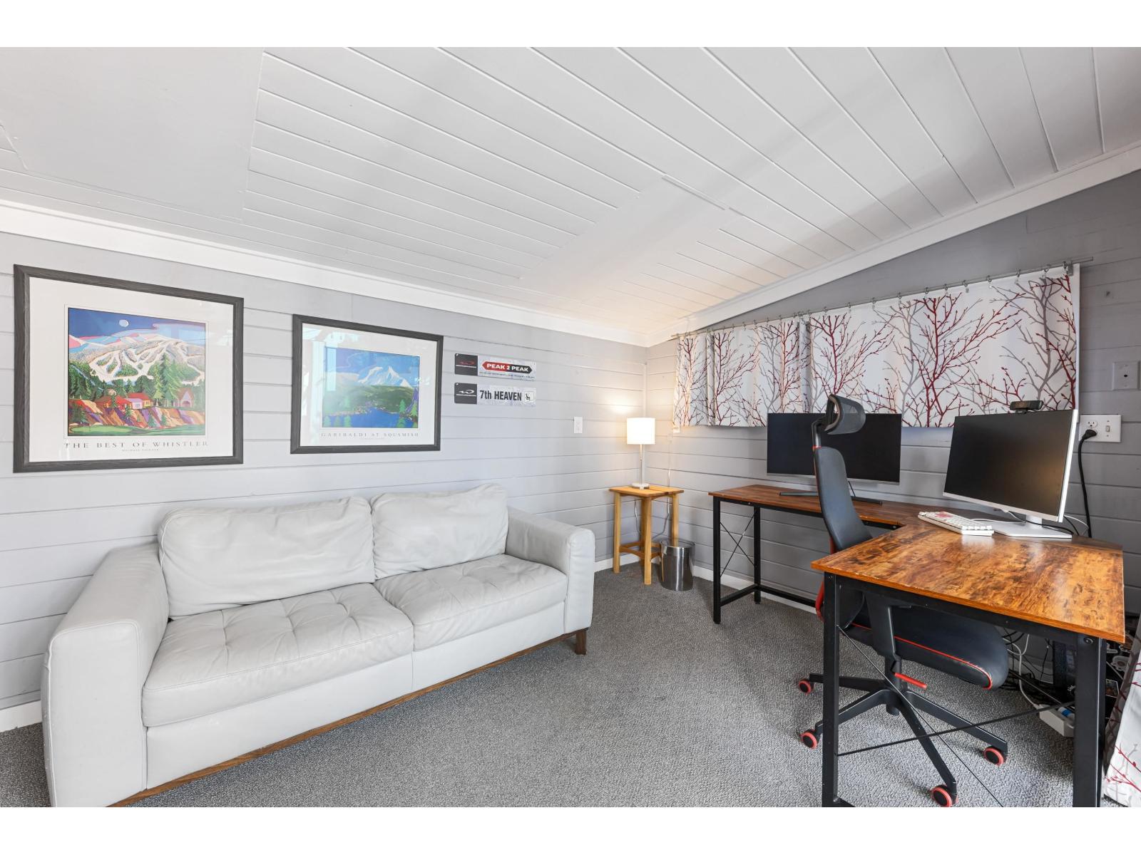 12272 Agar Street Property Photo 19