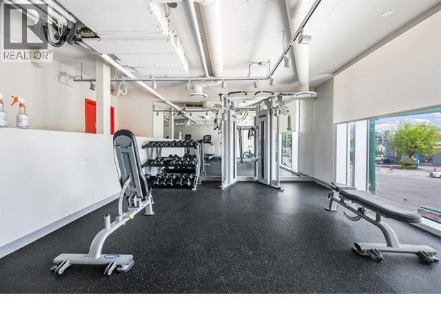 620 180 E 2nd Avenue Property Photo 15