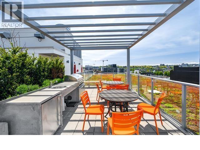 620 180 E 2nd Avenue Property Photo 16