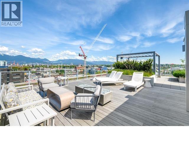 620 180 E 2nd Avenue Property Photo 18