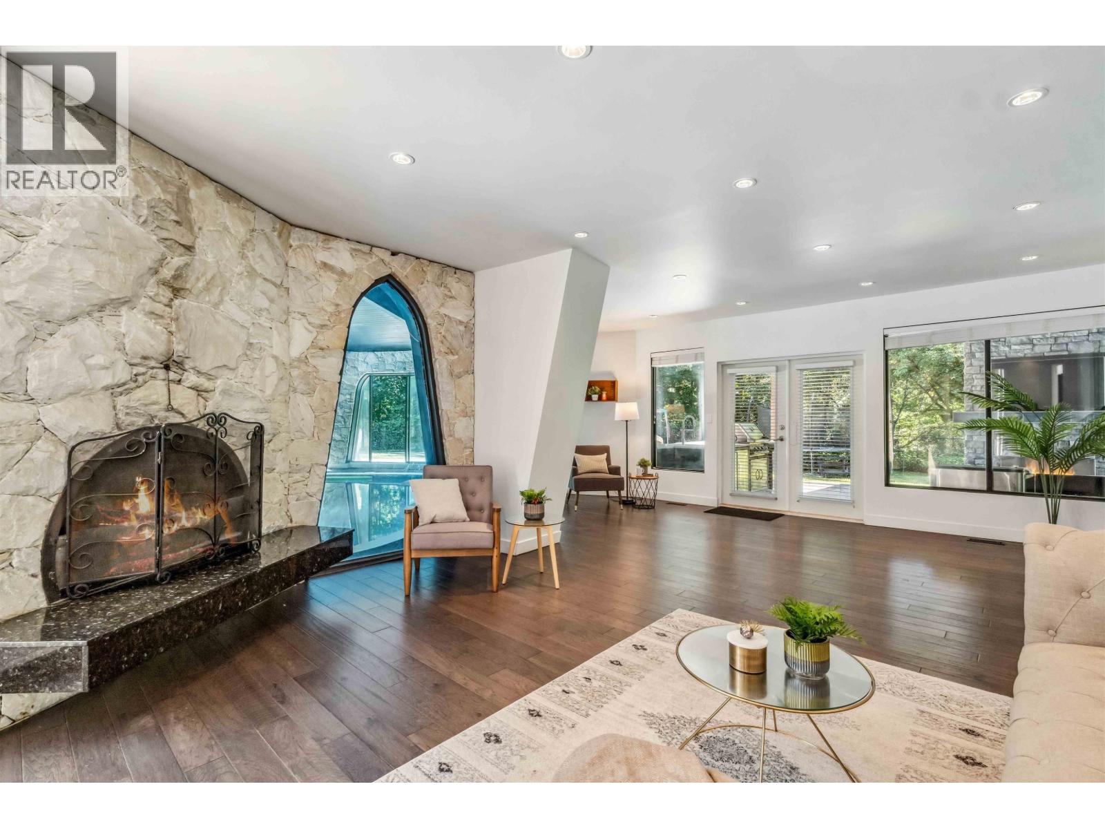 1 23100 129 Avenue Property Photo 7