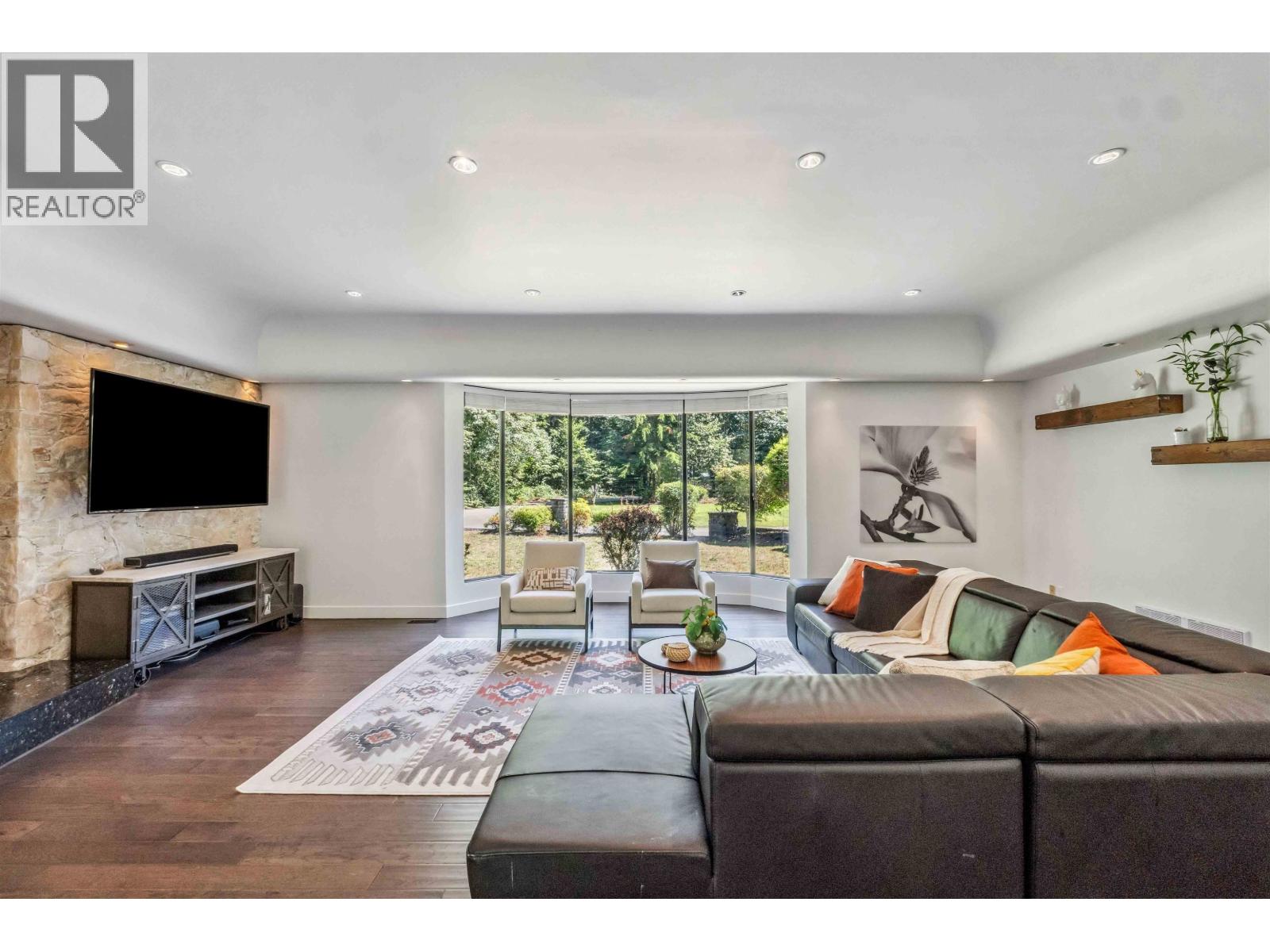 1 23100 129 Avenue Property Photo 8
