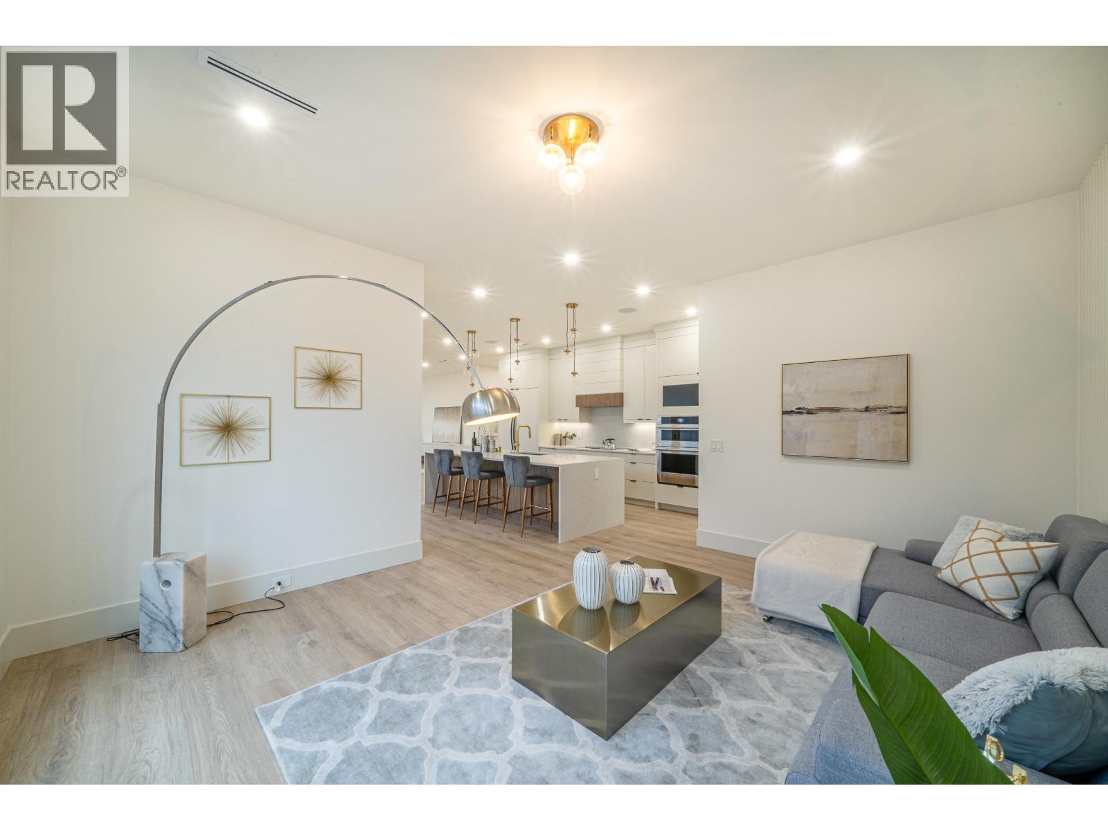 6708 Winch Street Property Photo 16
