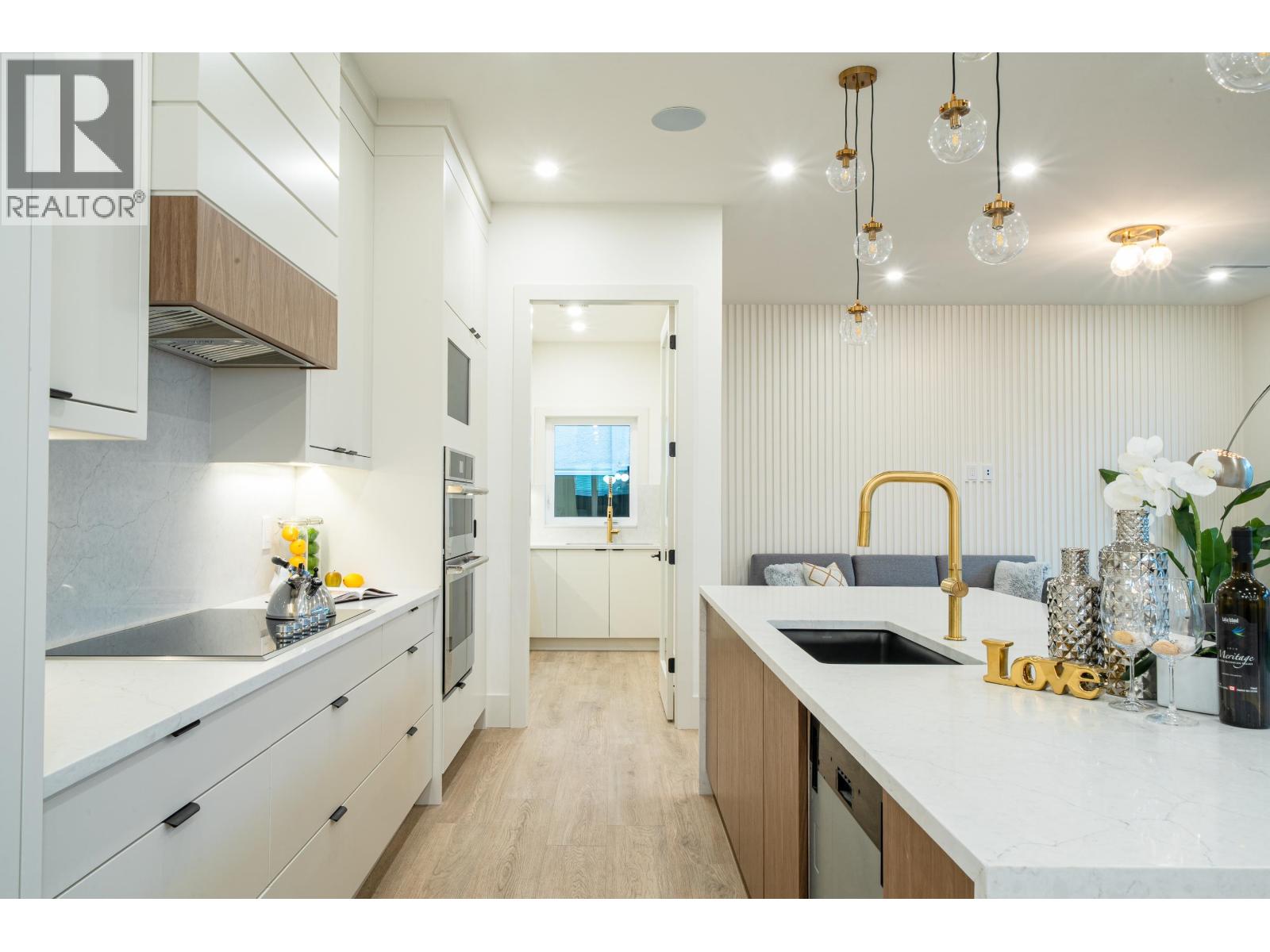 6708 Winch Street Property Photo 17
