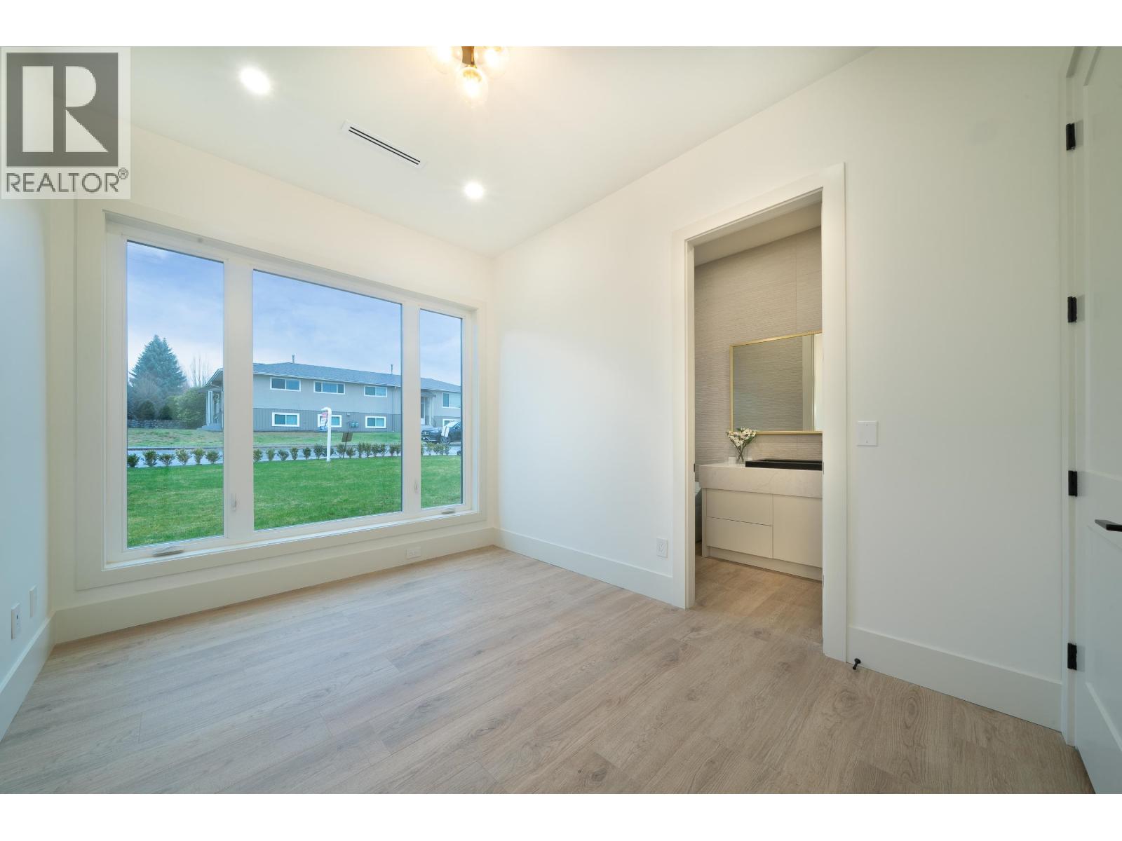 6708 Winch Street Property Photo 22