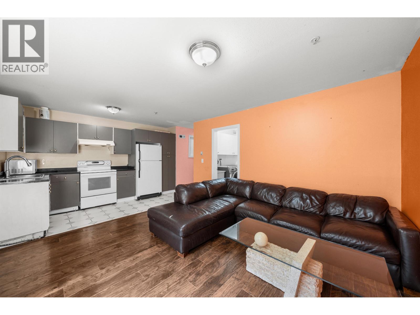 7962 Victoria Drive Property Photo 31