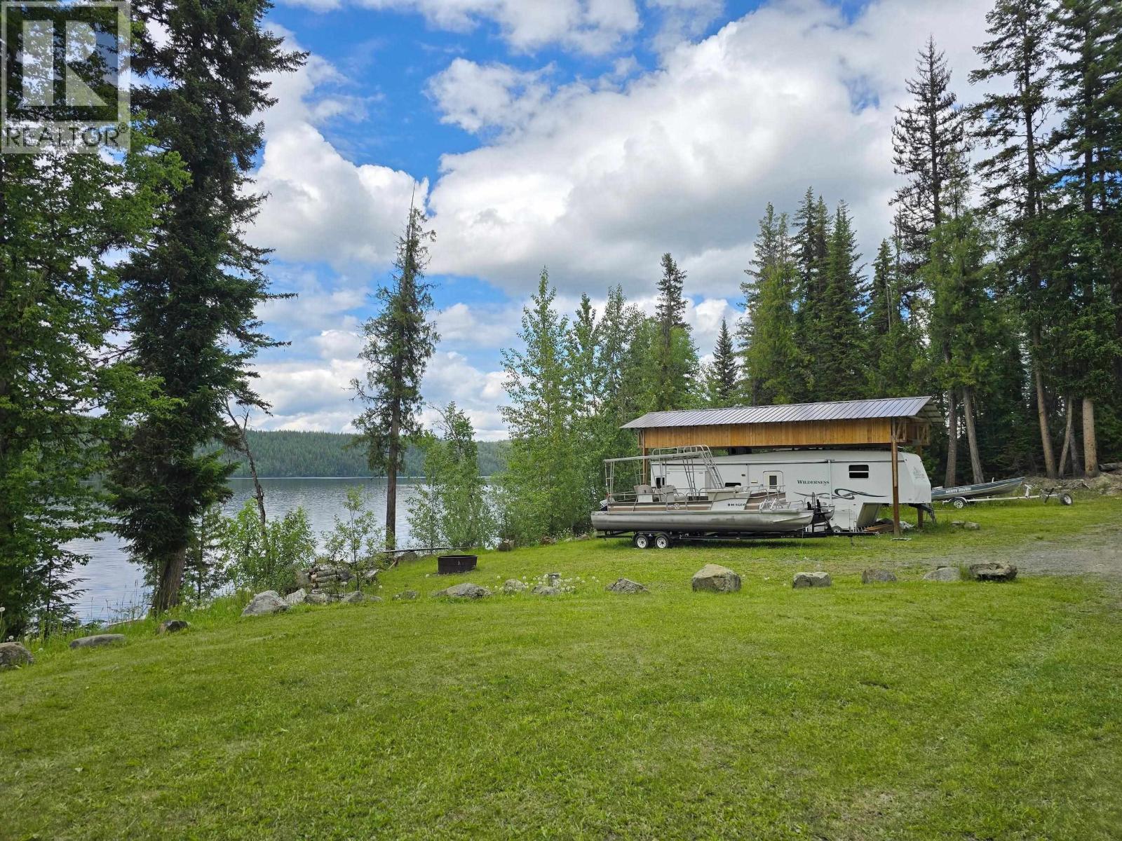 6725 Millar Road Property Photo 10