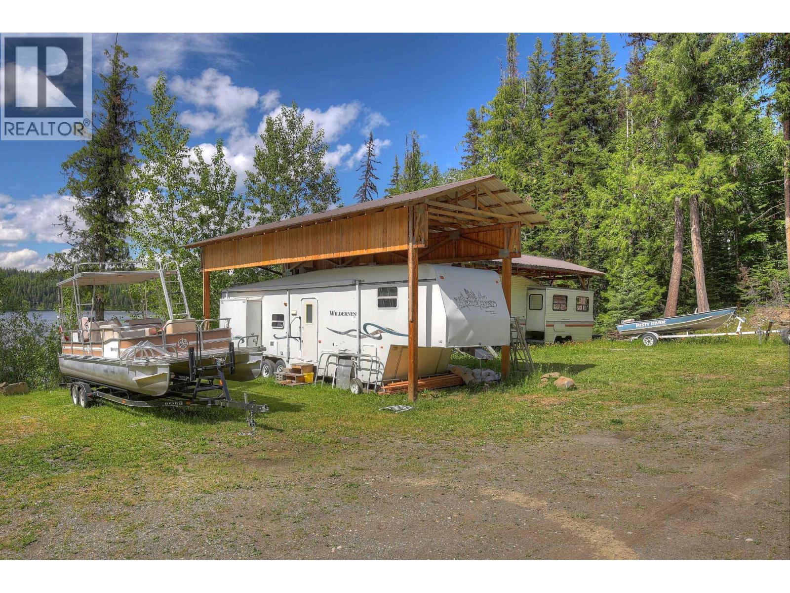 6725 Millar Road Property Photo 11