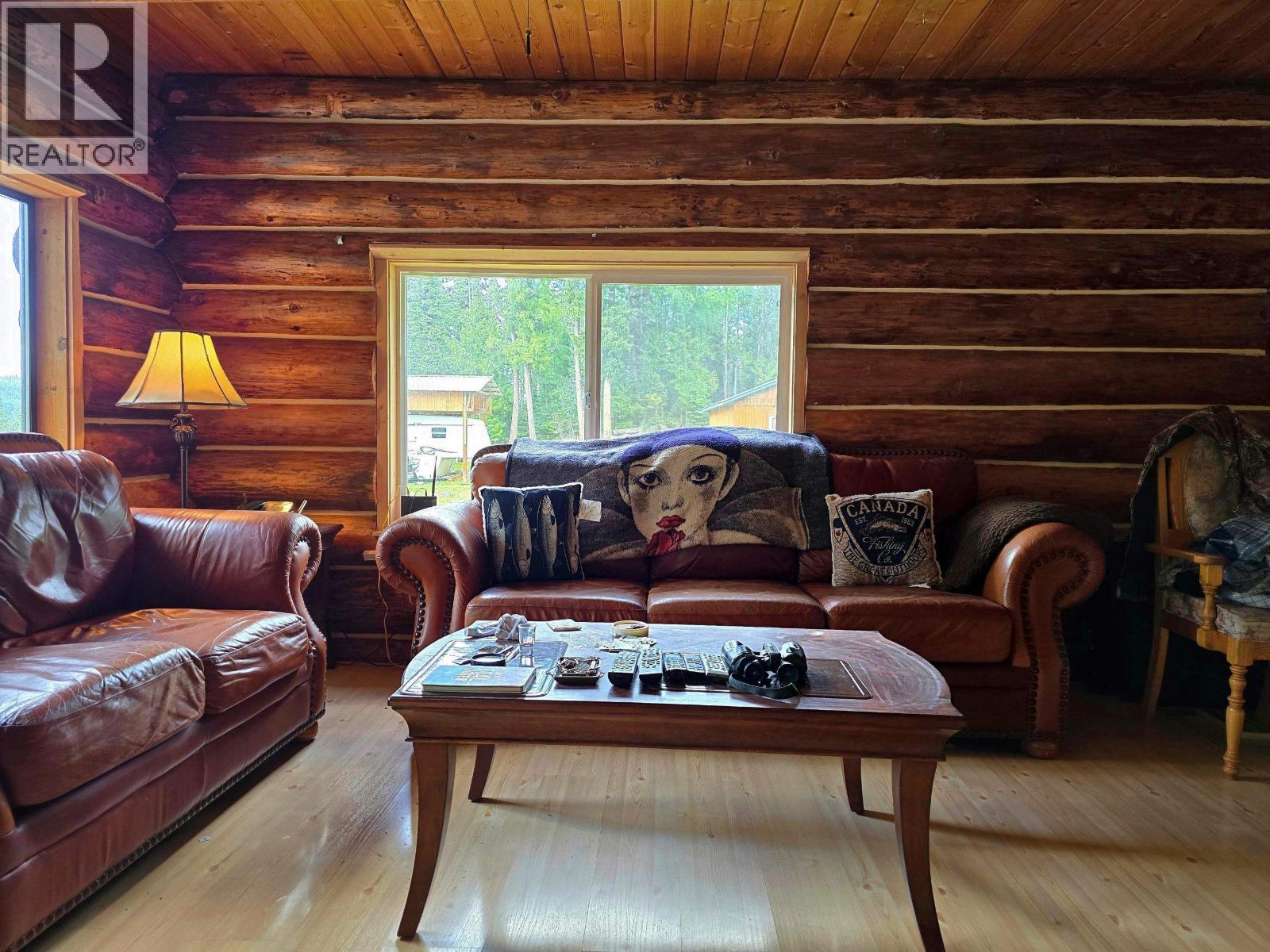 6725 Millar Road Property Photo 13