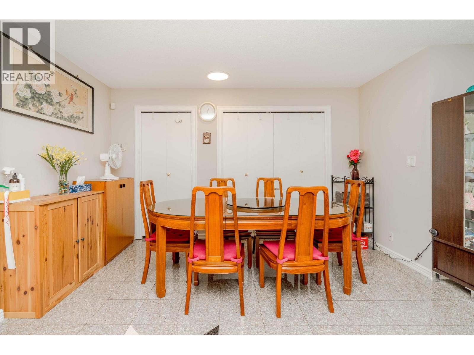 1505 8831 Lansdowne Road Property Photo 11