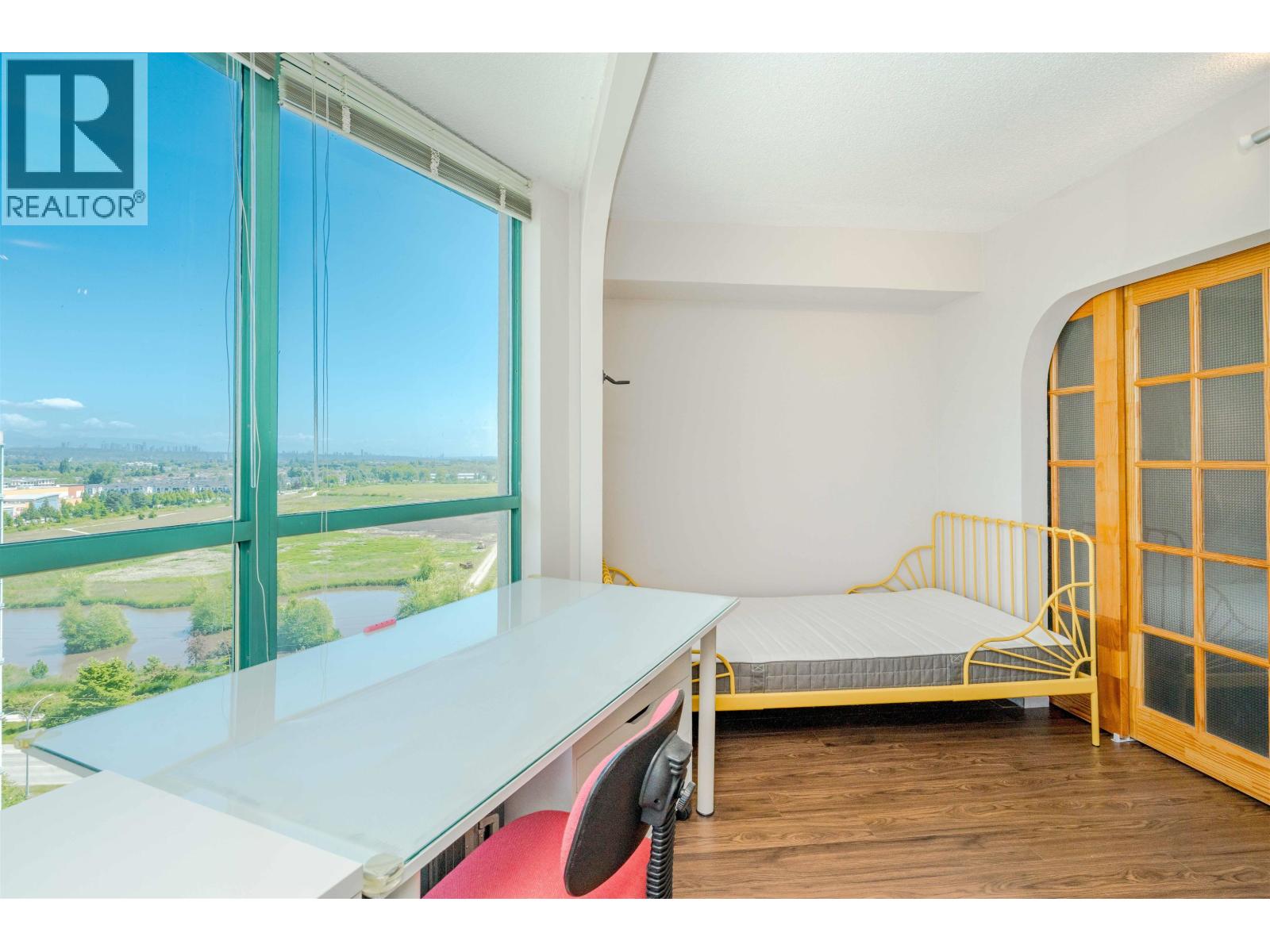 1505 8831 Lansdowne Road Property Photo 16