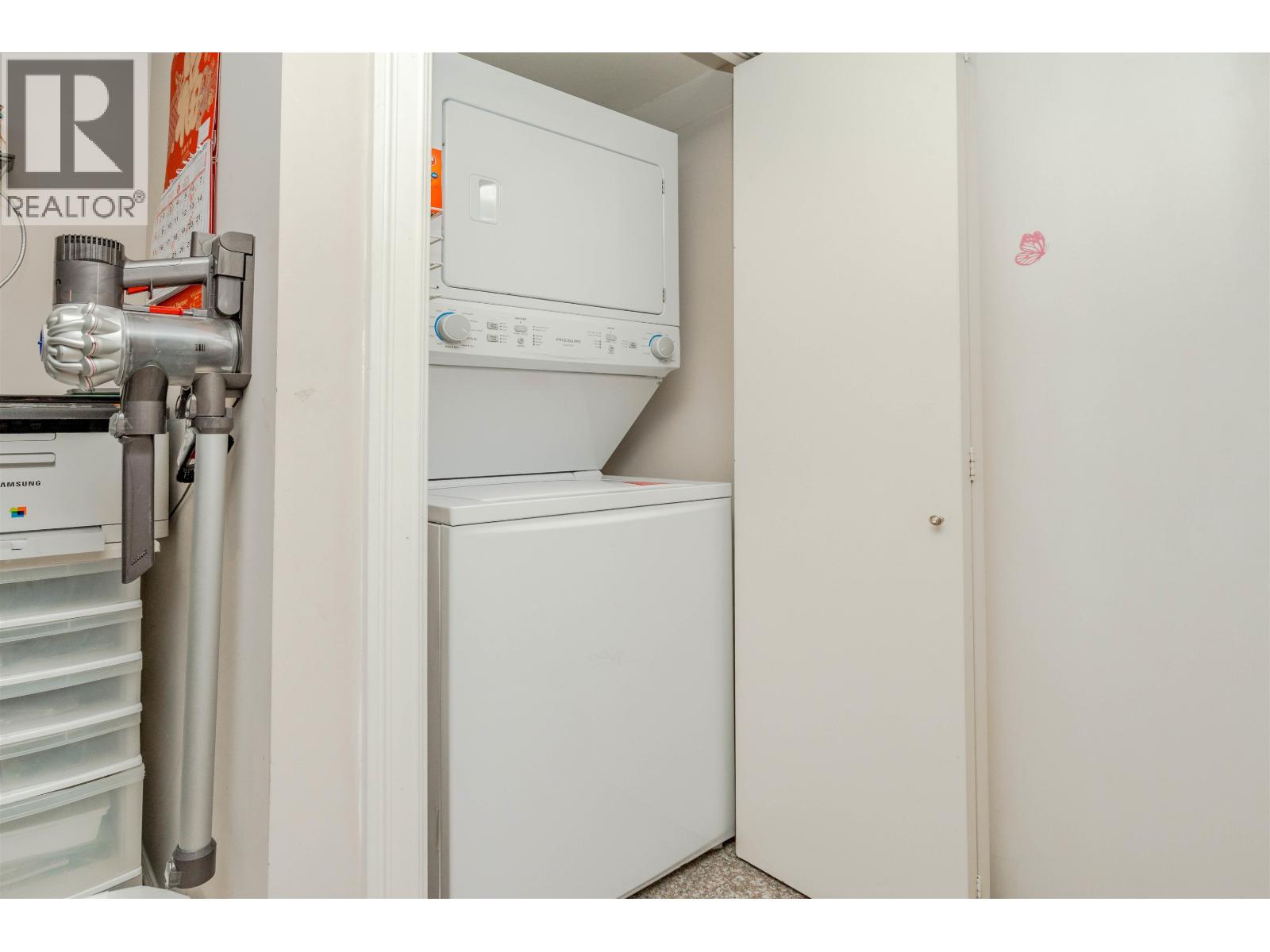 1505 8831 Lansdowne Road Property Photo 32