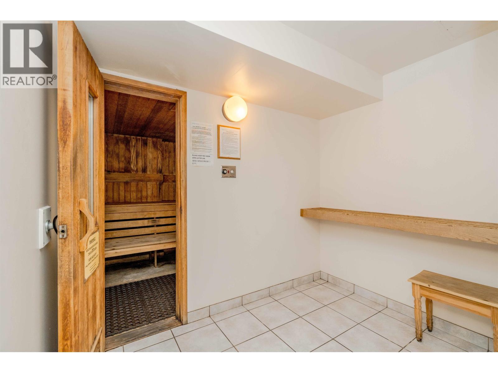 1505 8831 Lansdowne Road Property Photo 35
