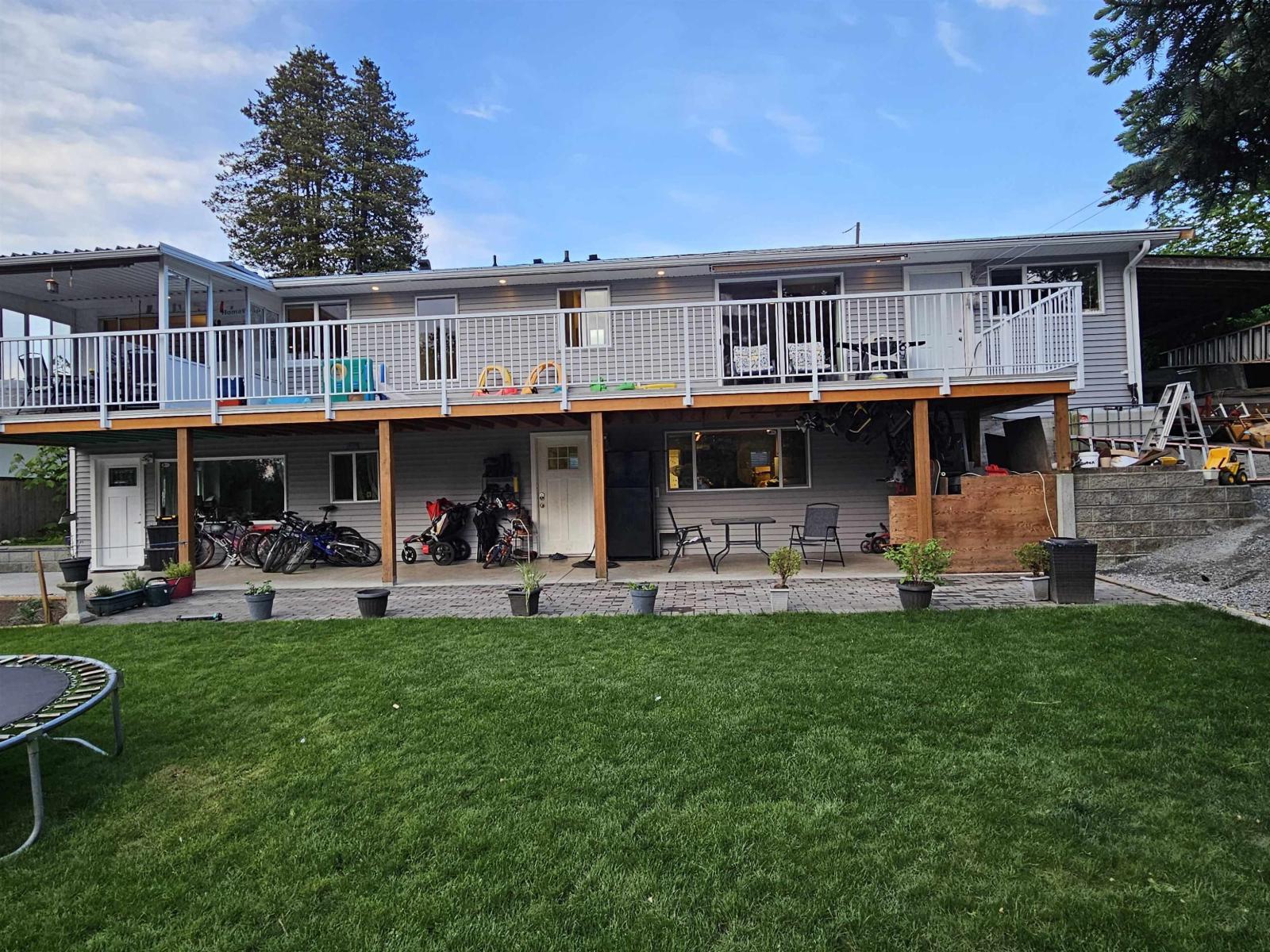 10223 124 Street Property Photo 2