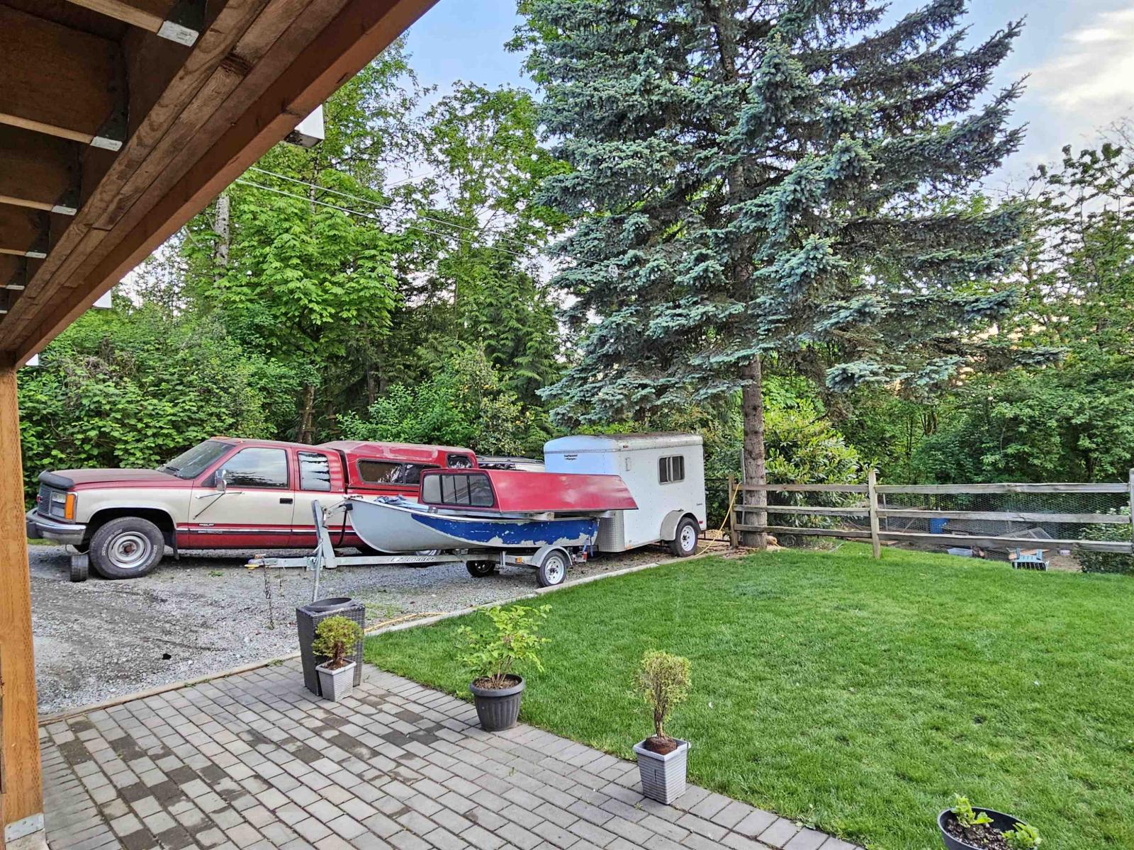 10223 124 Street Property Photo 4