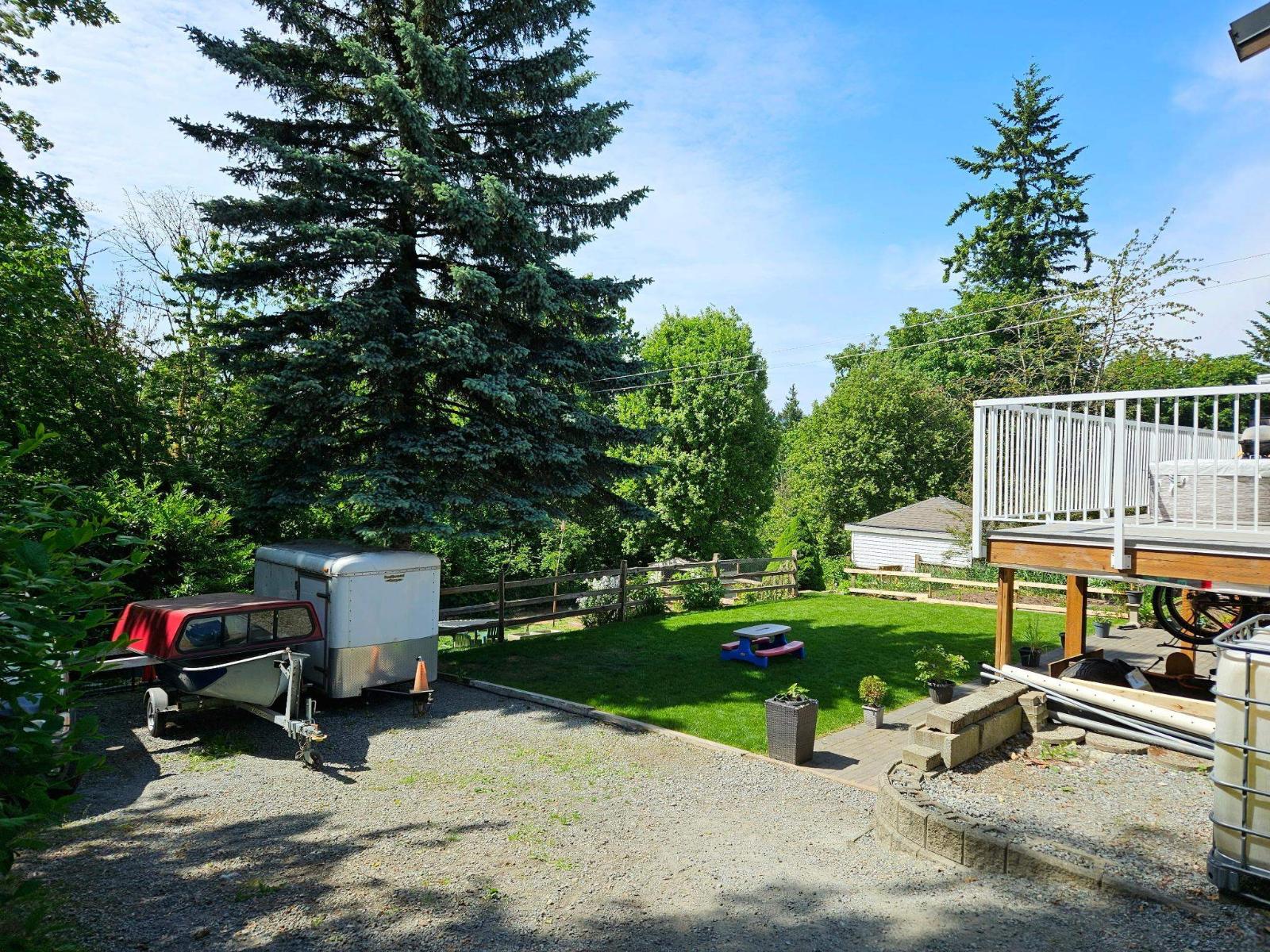 10223 124 Street Property Photo 6