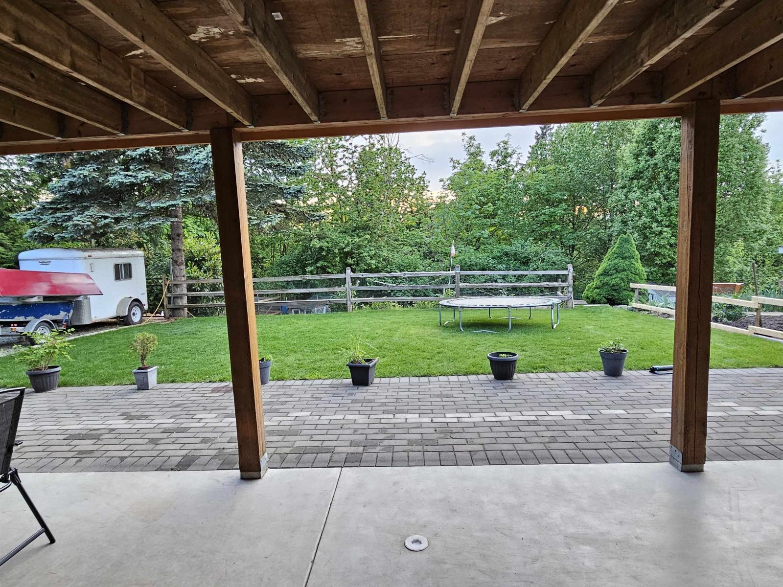 10223 124 Street Property Photo 7
