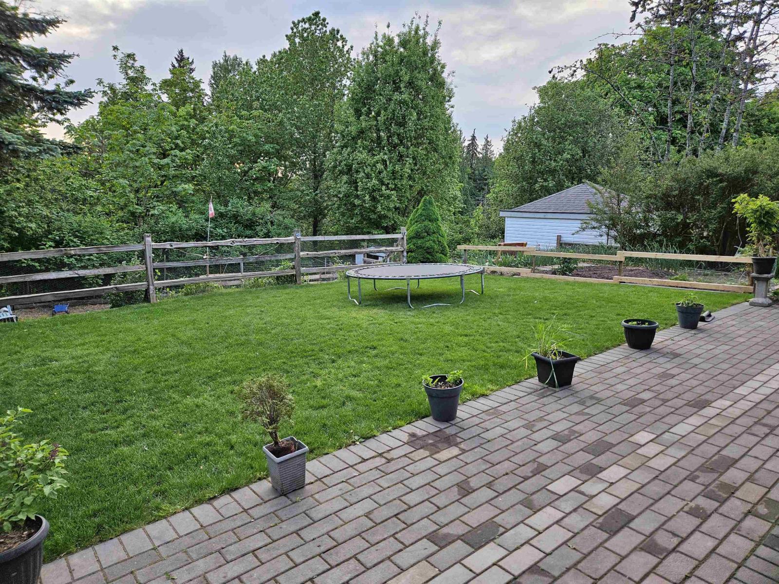 10223 124 Street Property Photo 8