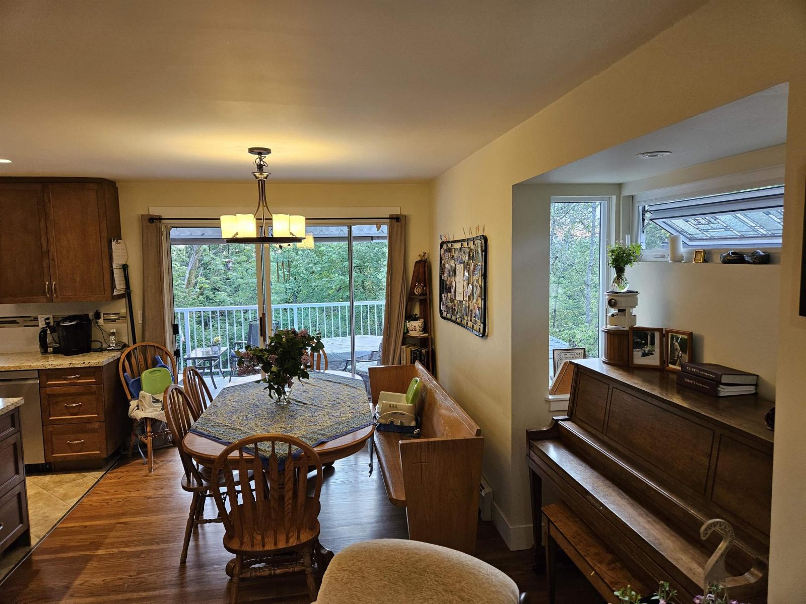 10223 124 Street Property Photo 14