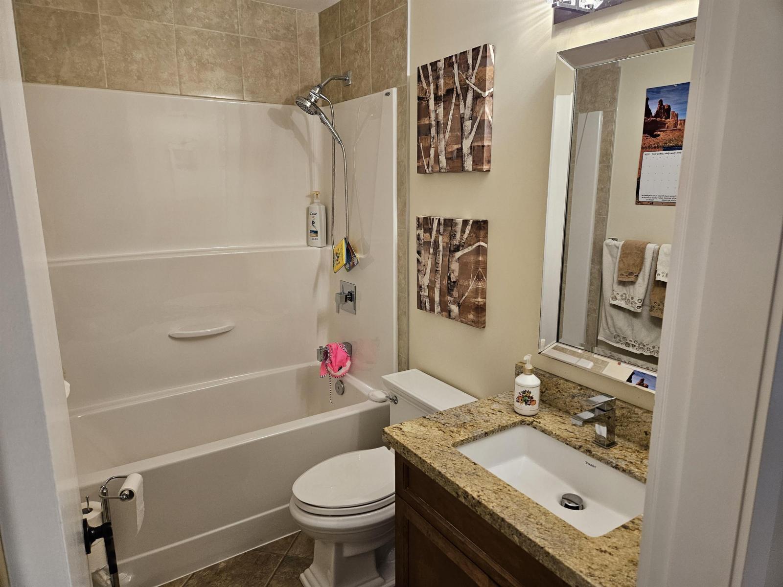 10223 124 Street Property Photo 37