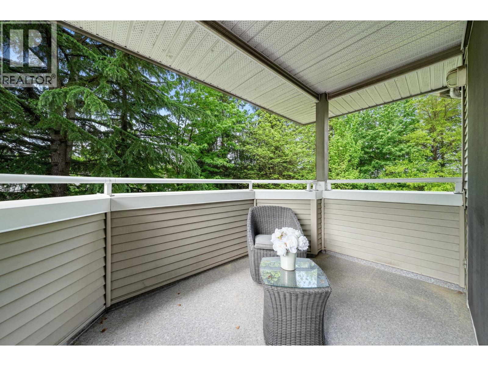 409 3738 Norfolk Street Property Photo 28