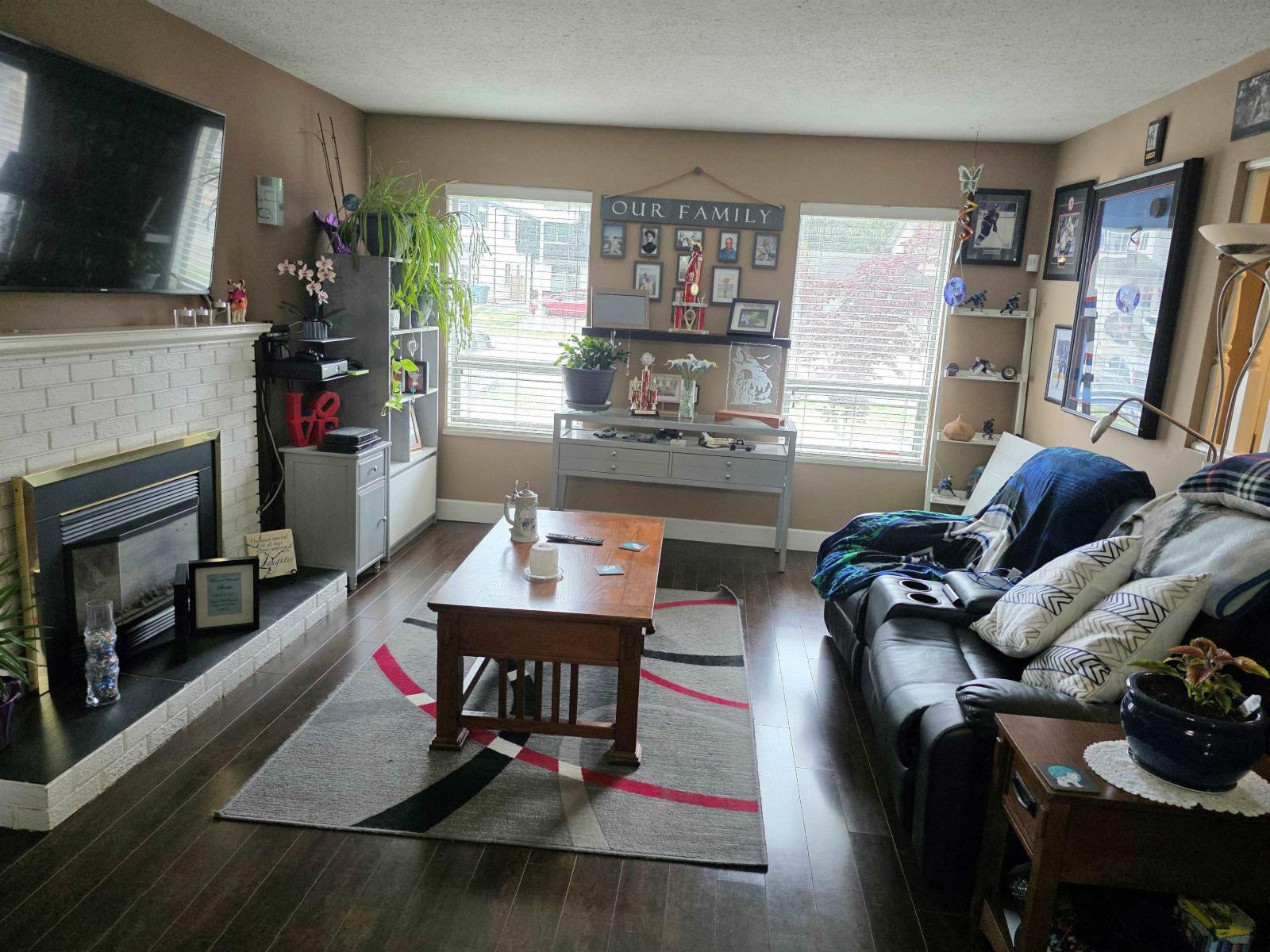 32575 Peardonville Road Property Photo 5