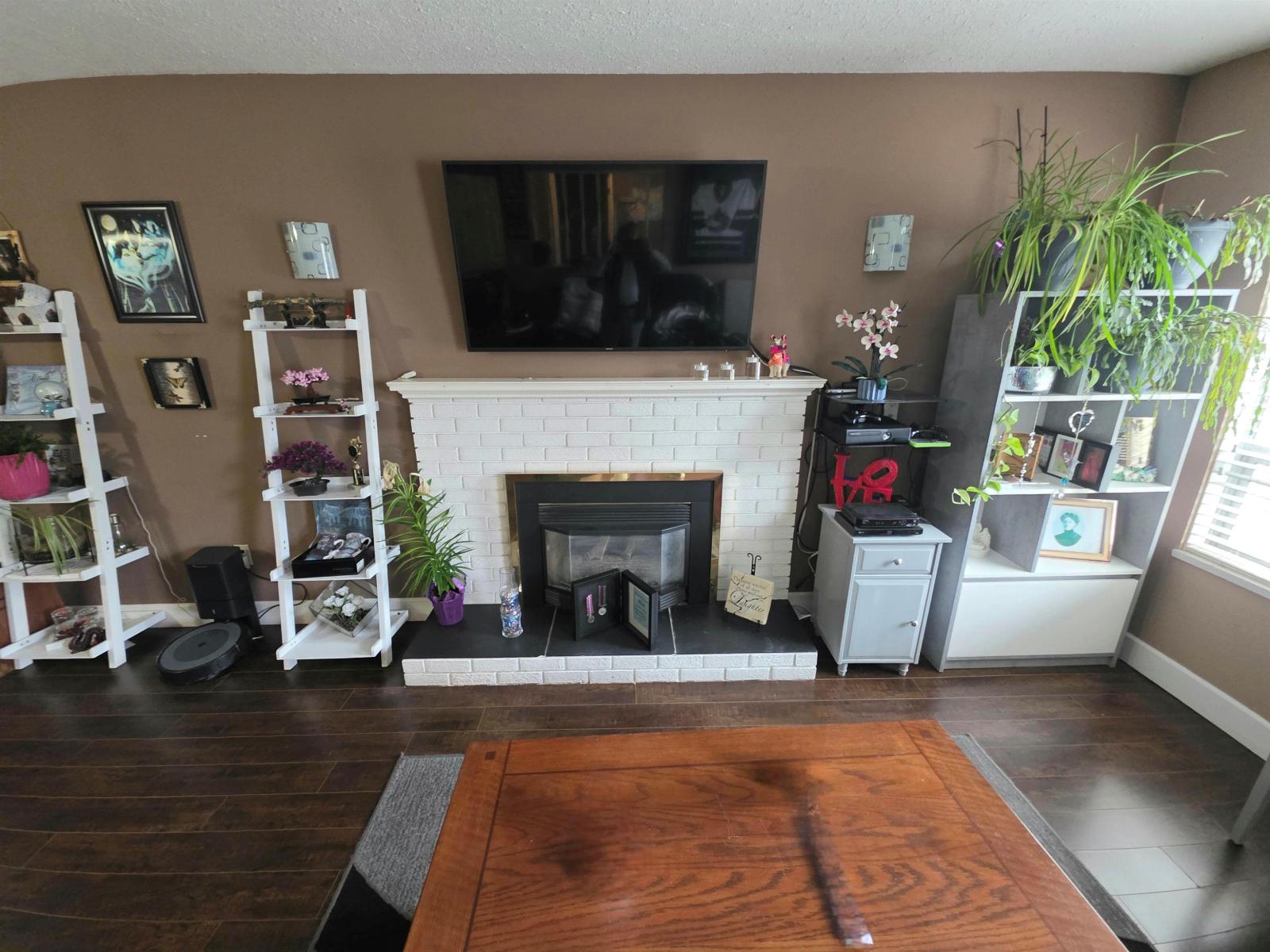 32575 Peardonville Road Property Photo 6