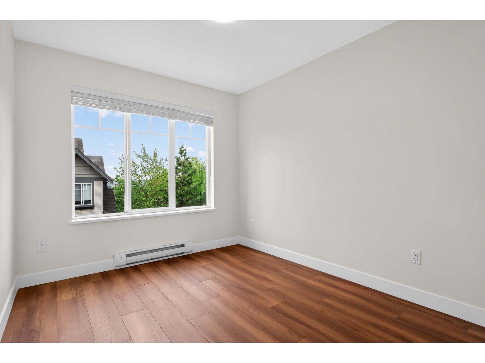 18 20038 70 Avenue Property Photo 16